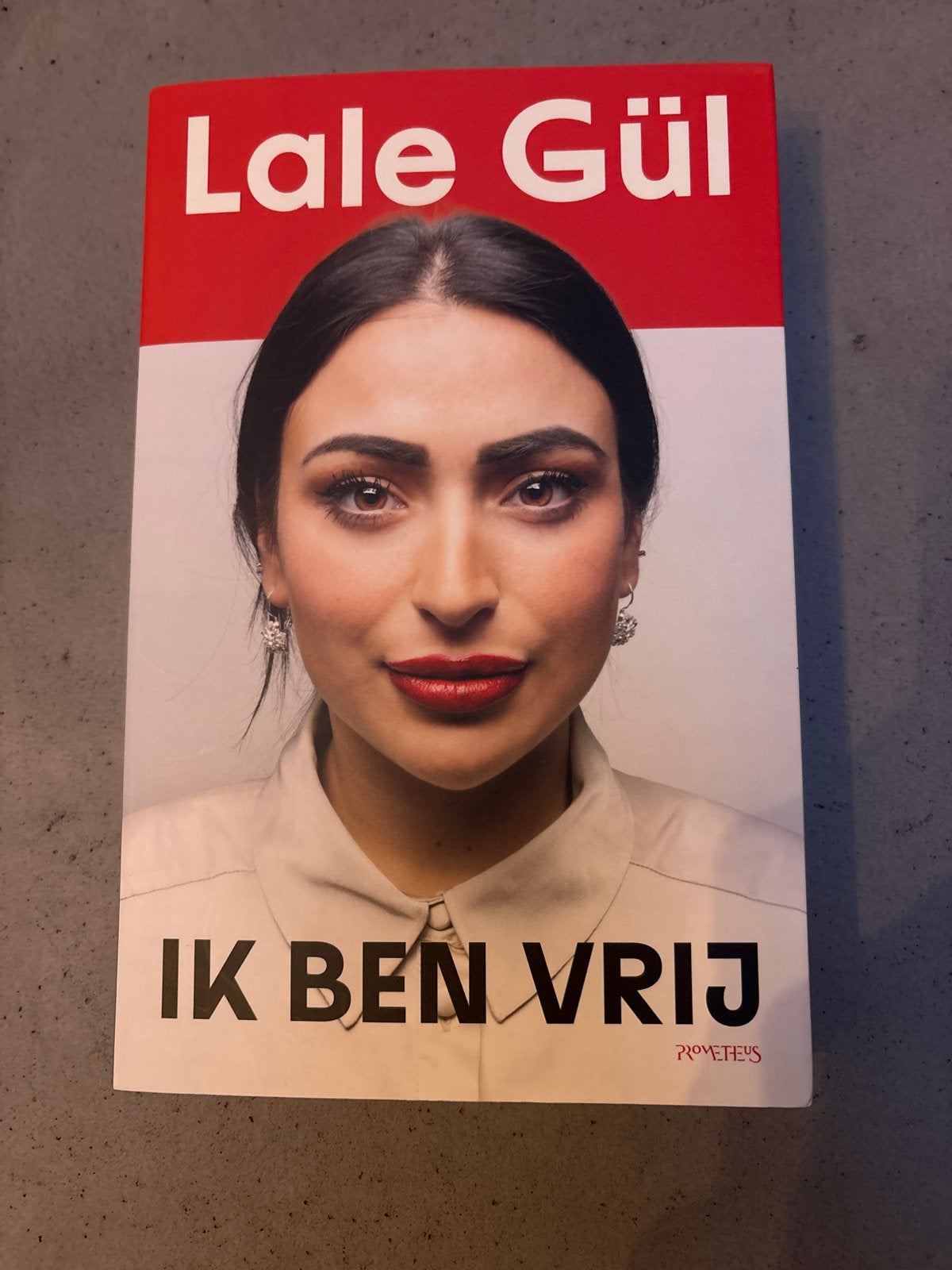 Lale Gül - Ik Ben Vrij (Boek), Ophalen of Verzenden, Zo goed als nieuw