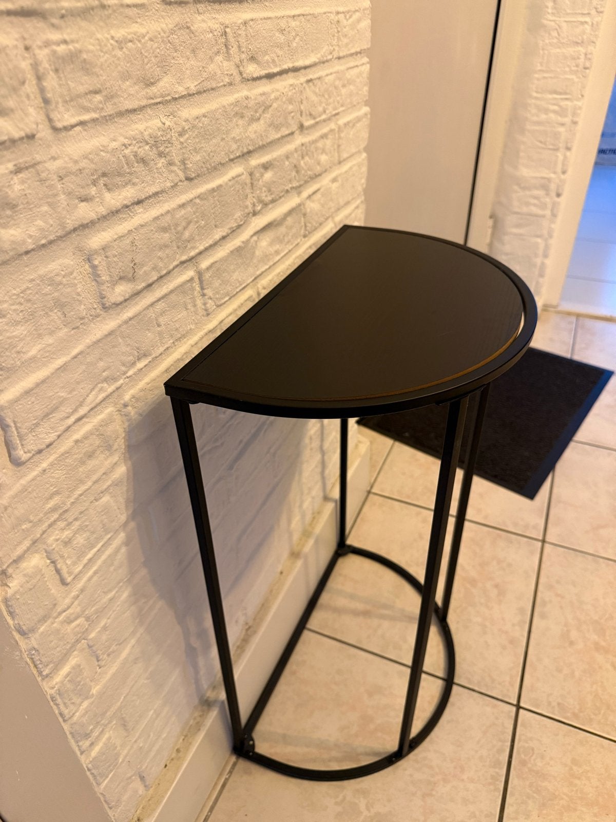 Zwarte halfronde sidetable / wandtafel, Huis en Inrichting, Tafels | Sidetables, Ophalen, 50 tot 100 cm, Zo goed als nieuw, Overige vormen