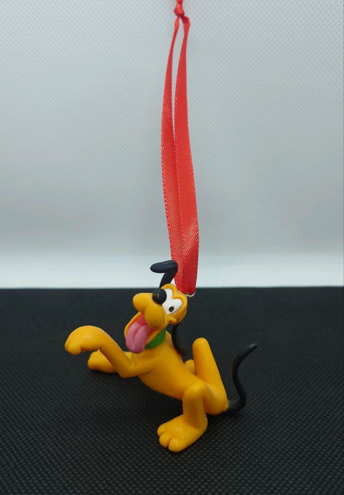 Disney Pluto kerst ornament hanger kerstbal, Verzamelen, Disney, Ophalen of Verzenden, Goofy of Pluto, Zo goed als nieuw