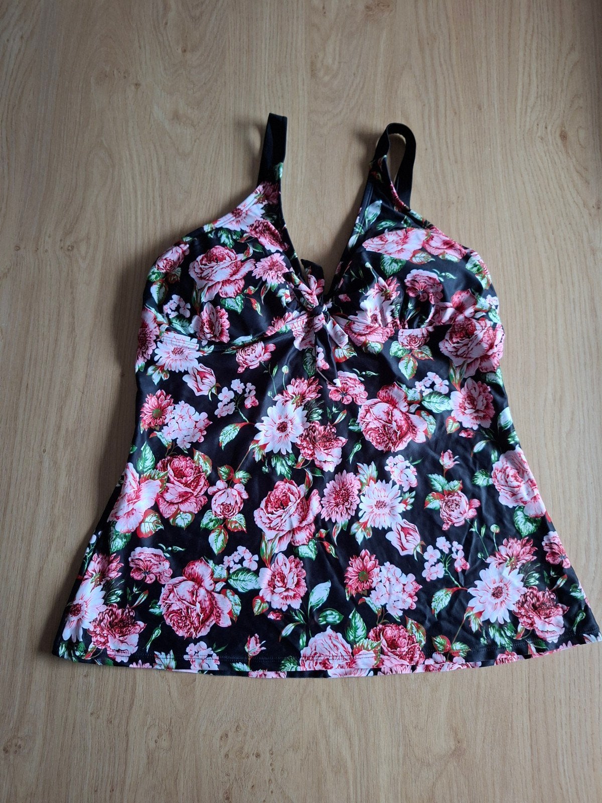 Tankini met bloemenprint, niet gedragen, maat L, Kleding | Dames, Badmode en Zwemkleding, Ophalen of Verzenden, Nieuw, Zwart, Overige typen