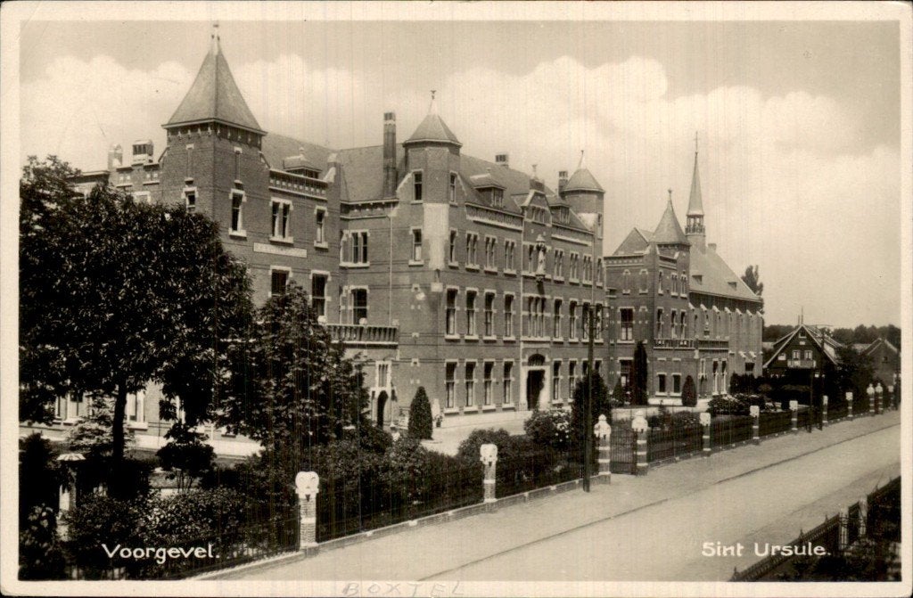 Boxtel - Kweekschool U.L.O. - Voorgevel, Ophalen of Verzenden, 1940 tot 1960, Gelopen, Noord-Brabant