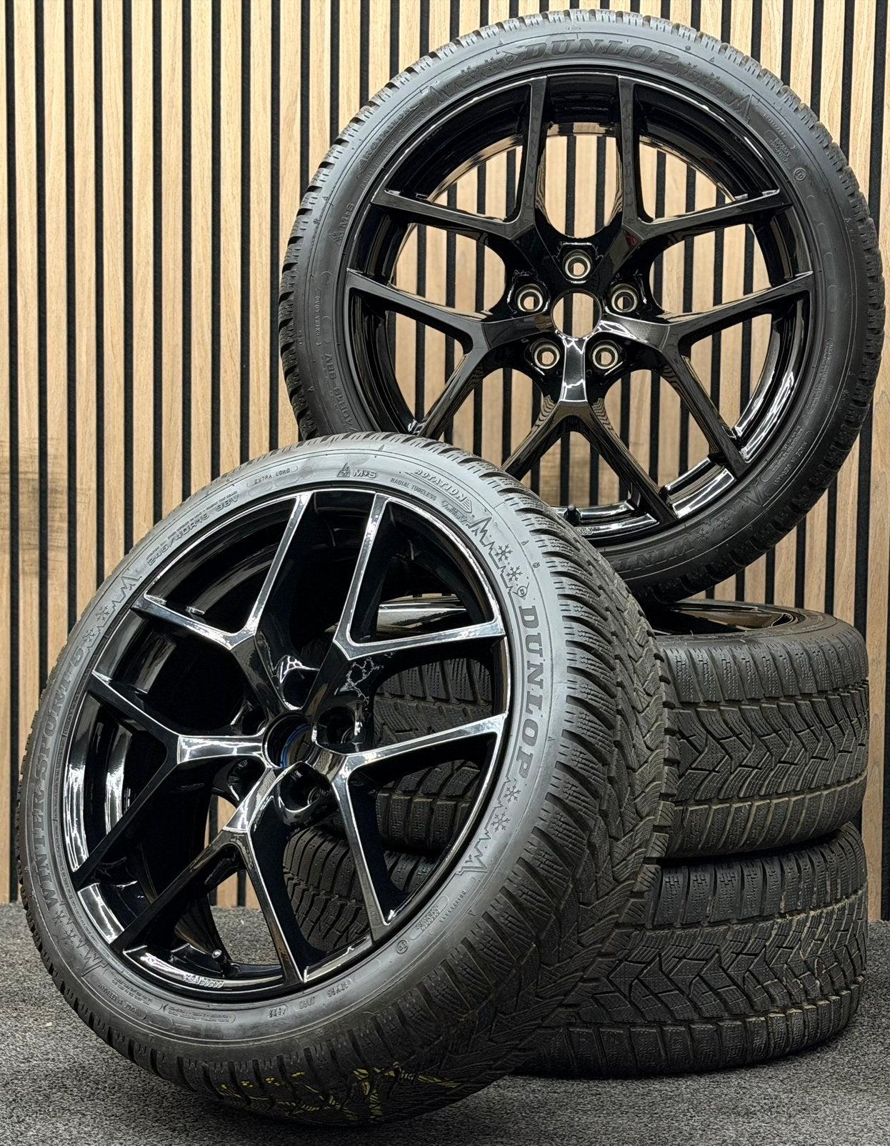 WINTER! 19 inch Borbet Y - Cupra Formentor 5x112 ET37 Dunlop, Auto-onderdelen, Banden en Velgen, 245 mm, ., Banden en Velgen, Winterbanden