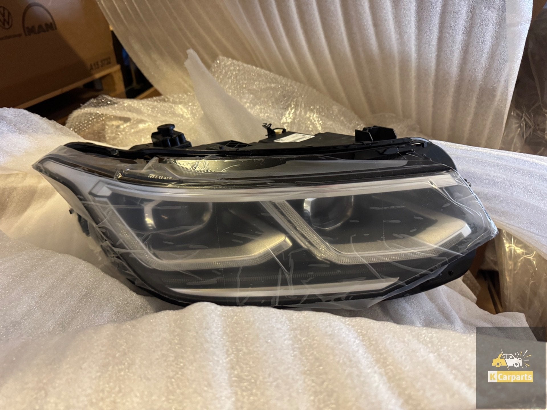 VW Tiguan IQ LIGHT 5NN 5NL Allspace koplamp Rechts NIEUW 5NL, Gebruikt, Volkswagen, Volkswagen AG, Berliner Ring 2
38440  Wolfsburg, DE