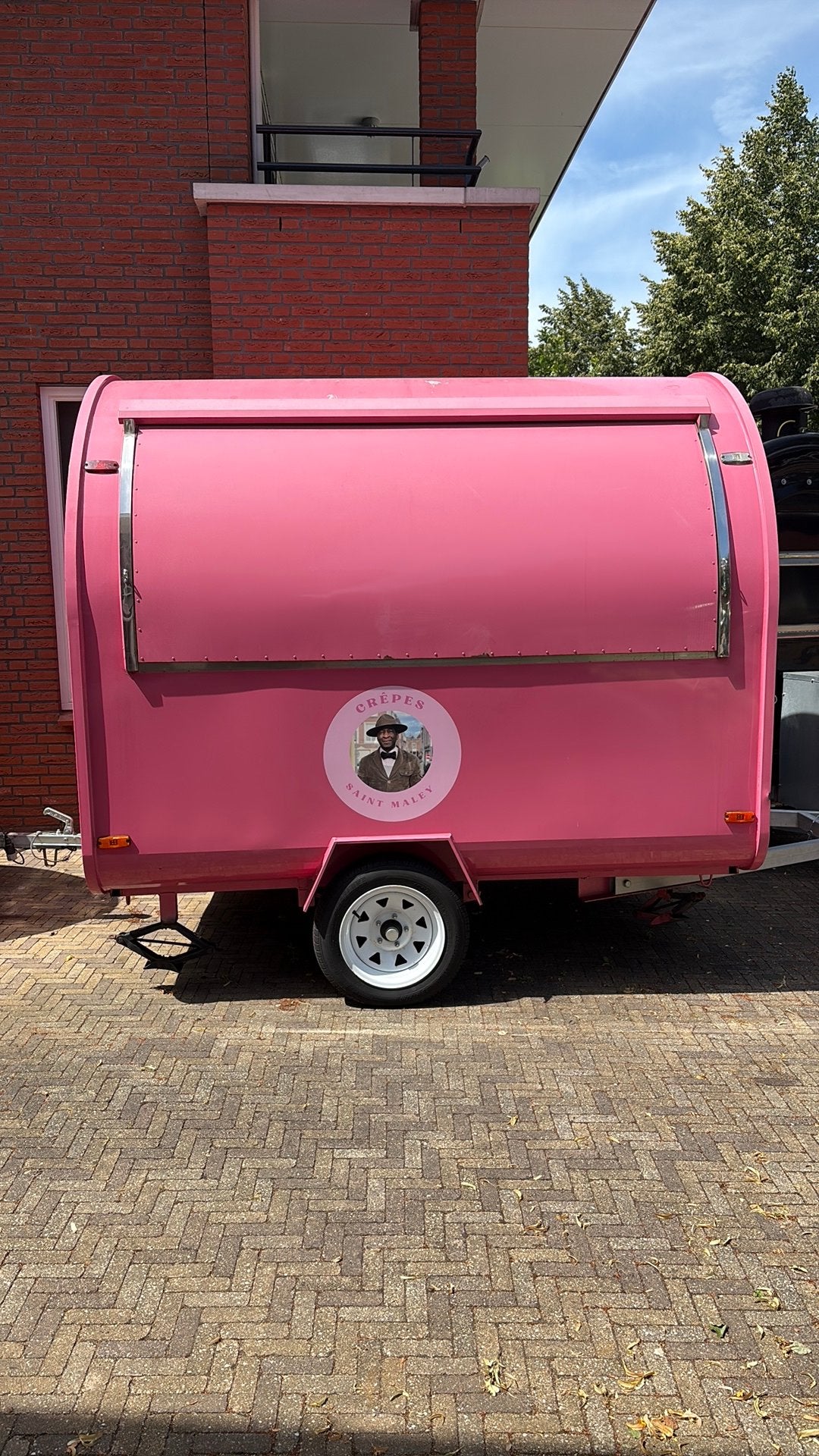 Roze Foodtrailer / Verkoopwagen - Zo goed als nieuw!, Ophalen