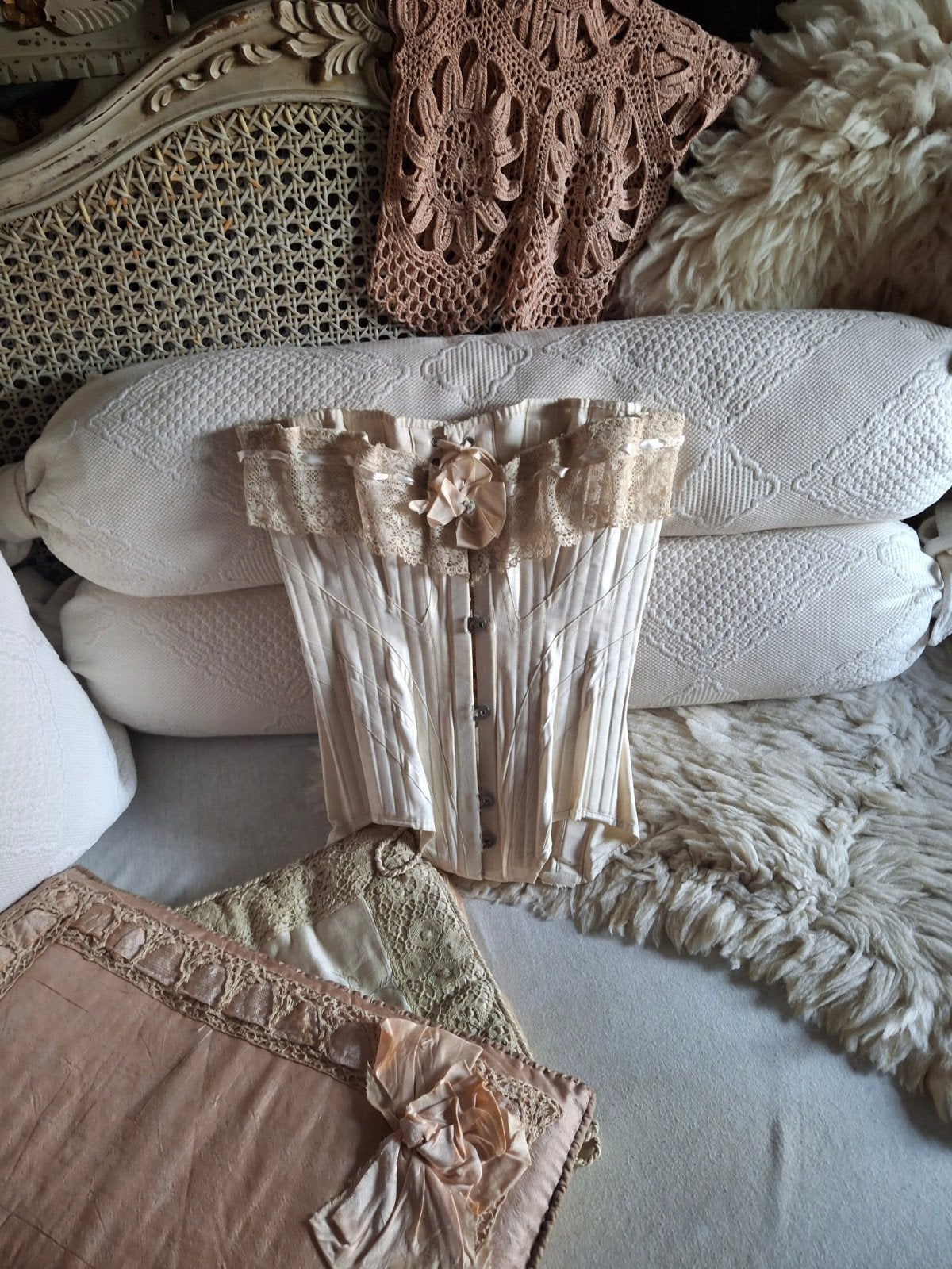 Antiek corset., Antiek en Kunst, Antiek | Kleding en Accessoires, Verzenden