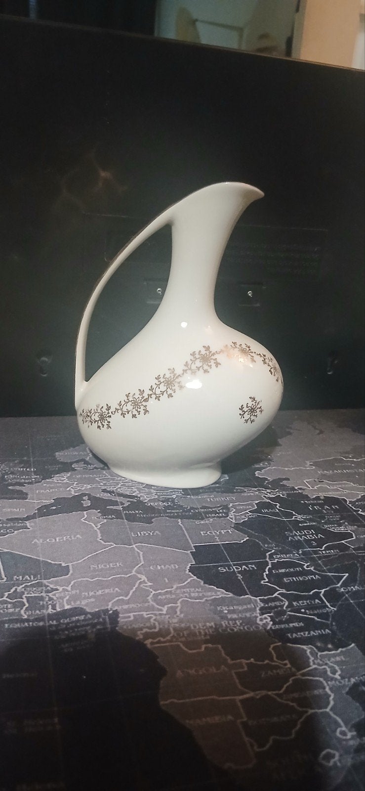 Alka Bavaria Rosemarie vaasje met gouden decoratie, Ophalen
