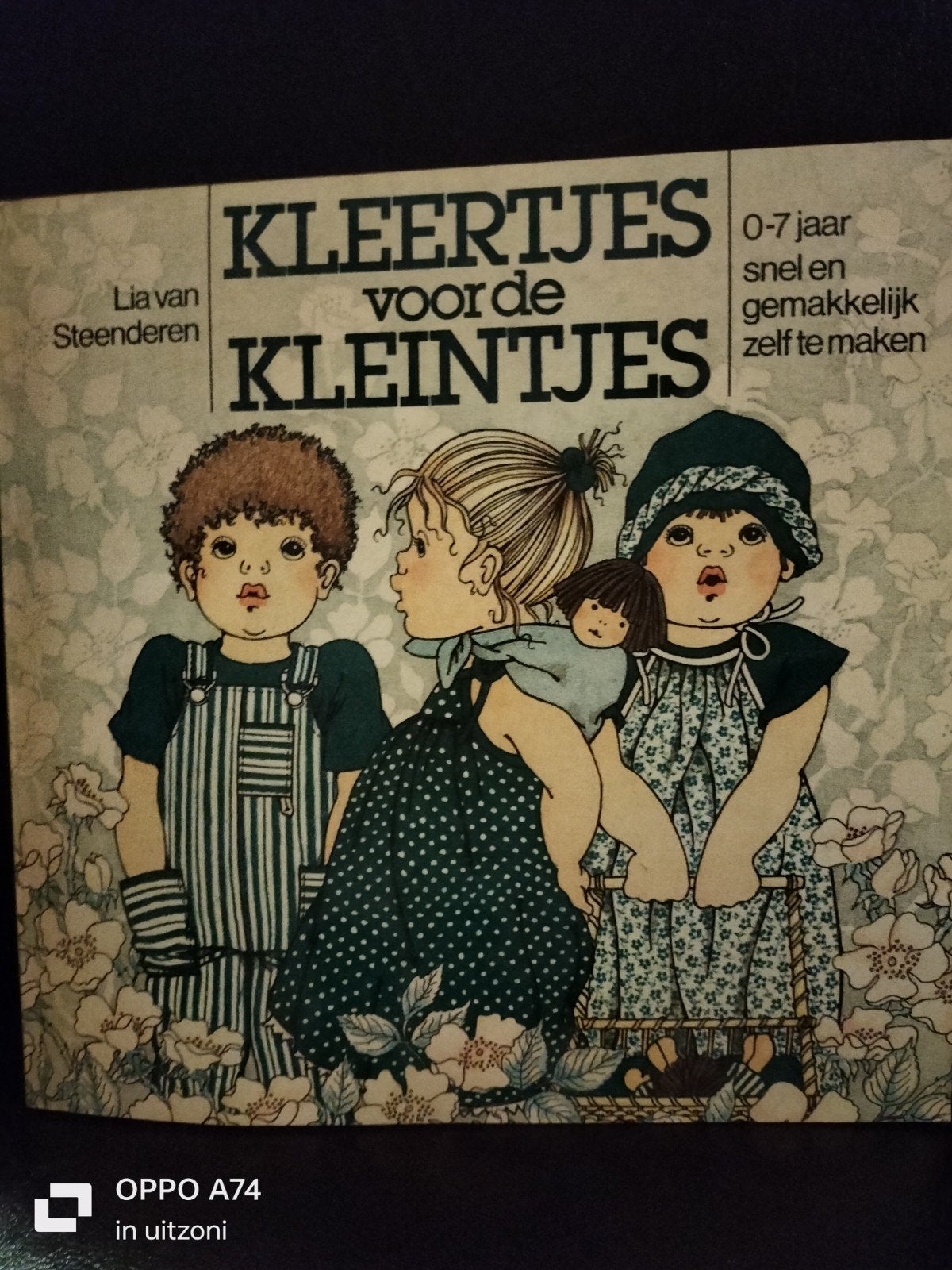 Kleertjes voor de Kleintjes - Lia van Steenderen, Ophalen of Verzenden, Gelezen, Lia van Steenderen