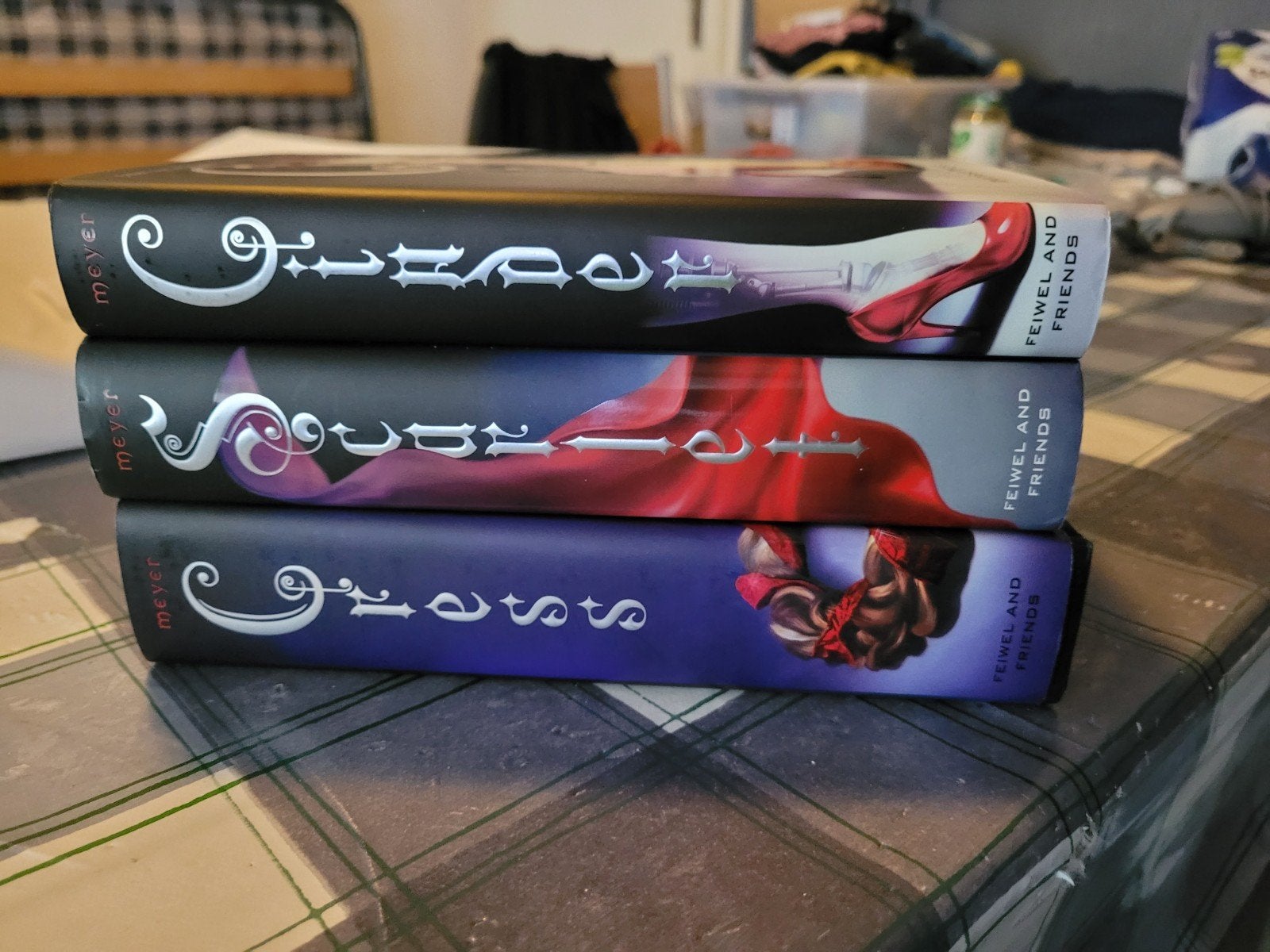 The Lunar Chronicles - 3 Engelse Hardbacks - Goede Staat, Boeken, Fantasy, Ophalen of Verzenden
