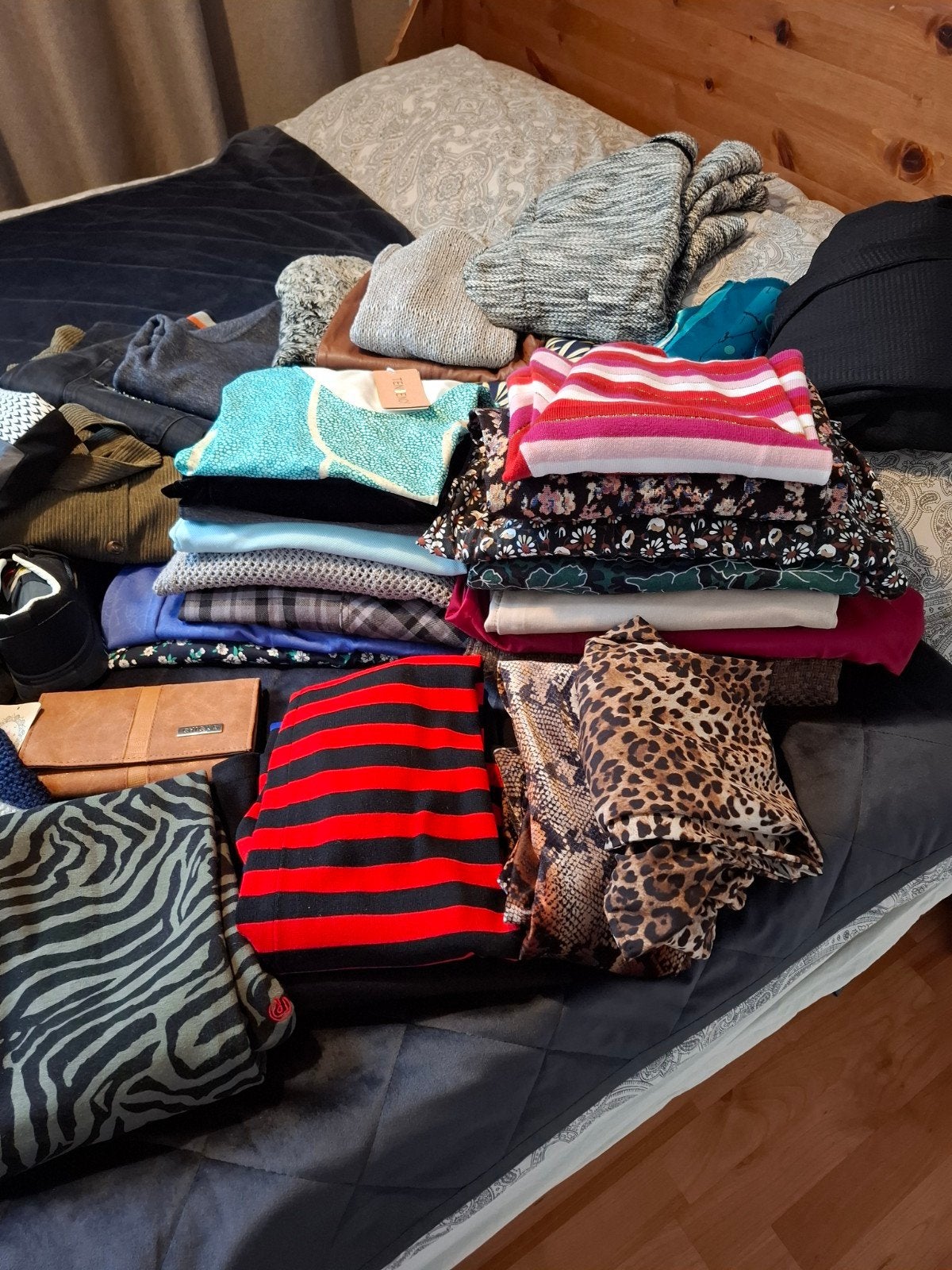 60 Kledingstukken diverse stijlen & maten., Kleding | Dames, Ophalen, Gedragen