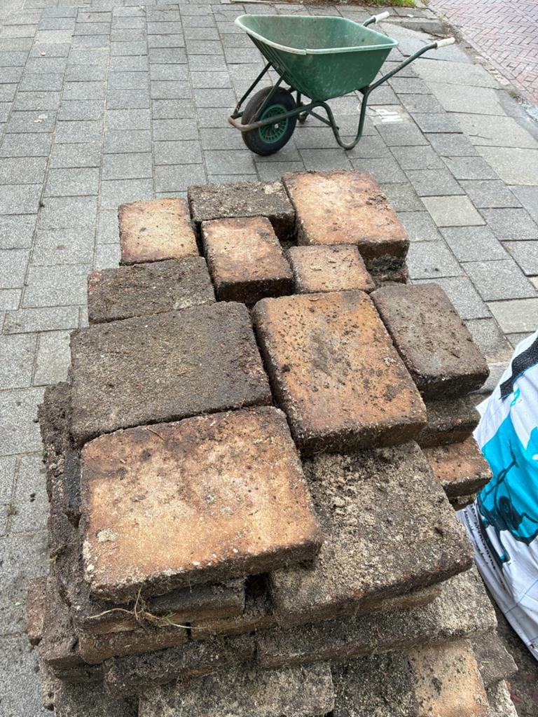 Gebruikte terrastegels/klinkers - diverse maten, Tuin en Terras, Tegels en Klinkers, Ophalen, Klinkers, Zo goed als nieuw, 10 m² of meer