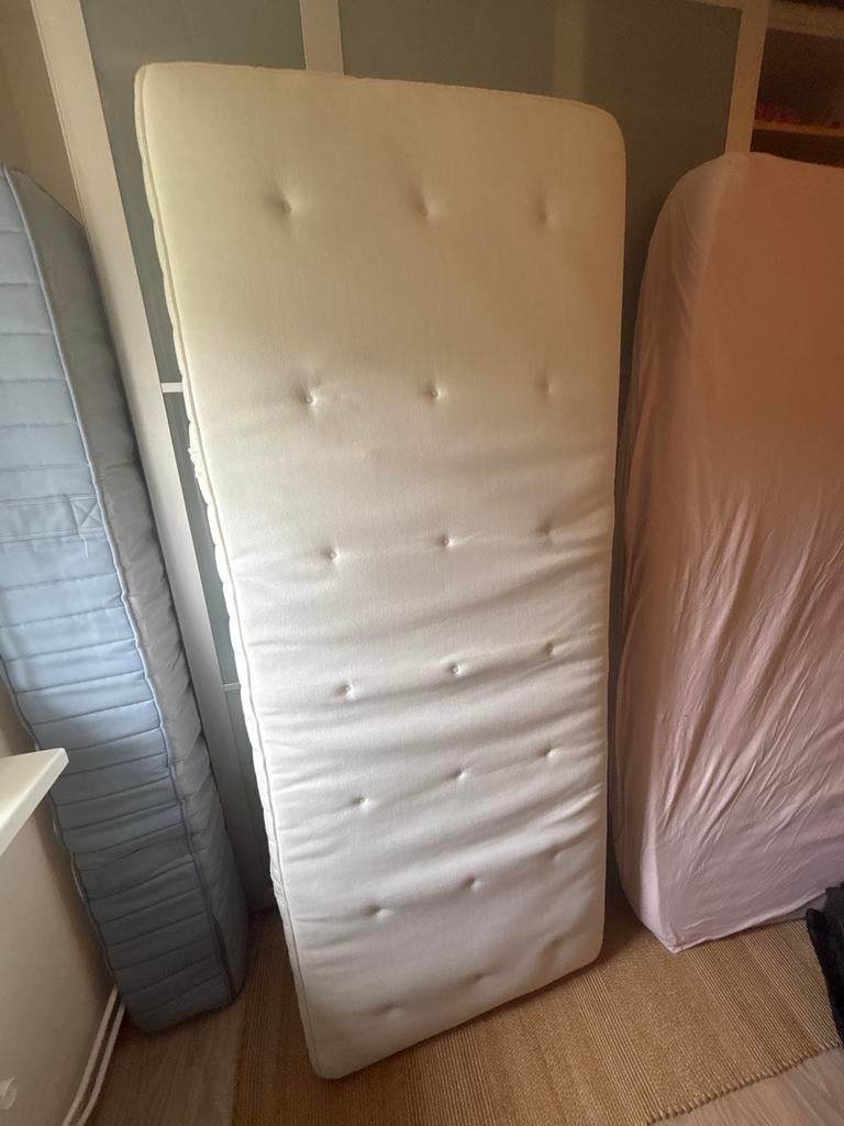 Matras Ikea, Huis en Inrichting, Slaapkamer | Matrassen en Bedbodems, Eenpersoons, Ophalen of Verzenden, Zo goed als nieuw, 80 cm