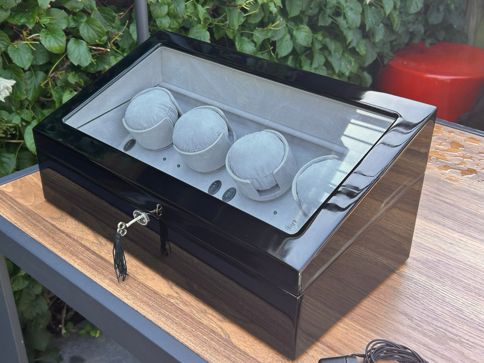 Designhütte Watch winder voor 4 horloges + 8 opbergvakken, Sieraden, Tassen en Uiterlijk, Horloges | Heren, Ophalen, Gebruikt