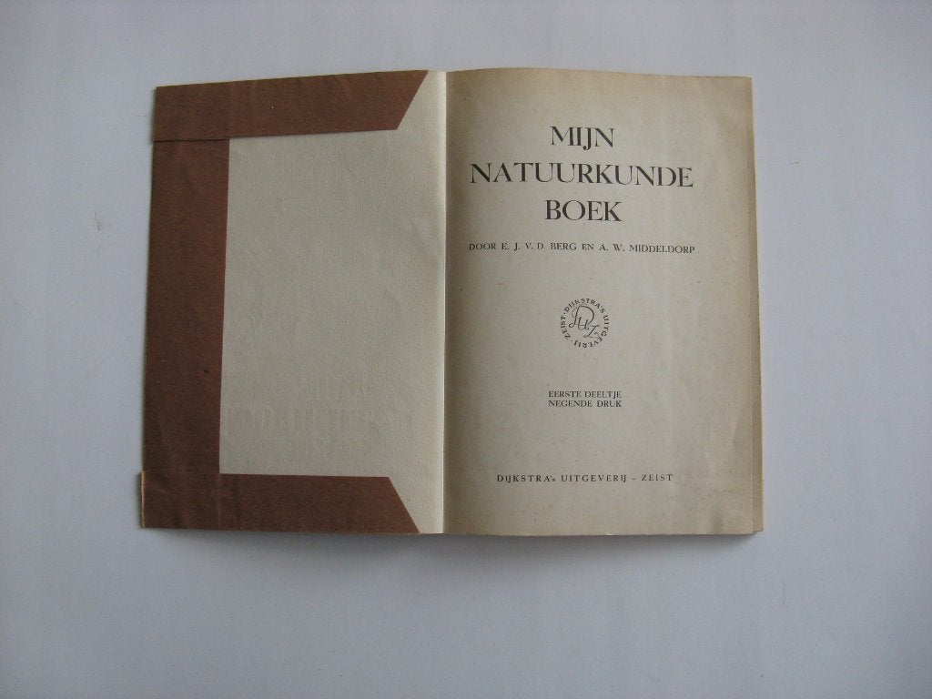 Mijn Natuurkunde Boek Eerste deeltje Negende Druk, Ophalen of Verzenden, Gelezen, Fictie algemeen