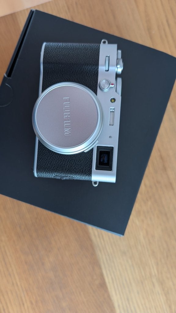 FUJIFILM X100V in nieuw staat, Ophalen of Verzenden, Zo goed als nieuw, Compactcamera, 40 megapixels