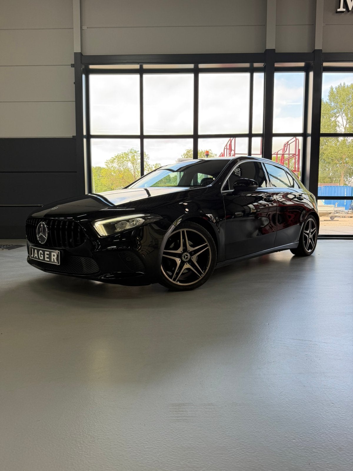 Mercedes-Benz A-Klasse A200 DIGITAL DASH | CAMERA | AUTOMAAT, Auto's, Zwart, 4 cilinders, Leder en Stof, Particulier