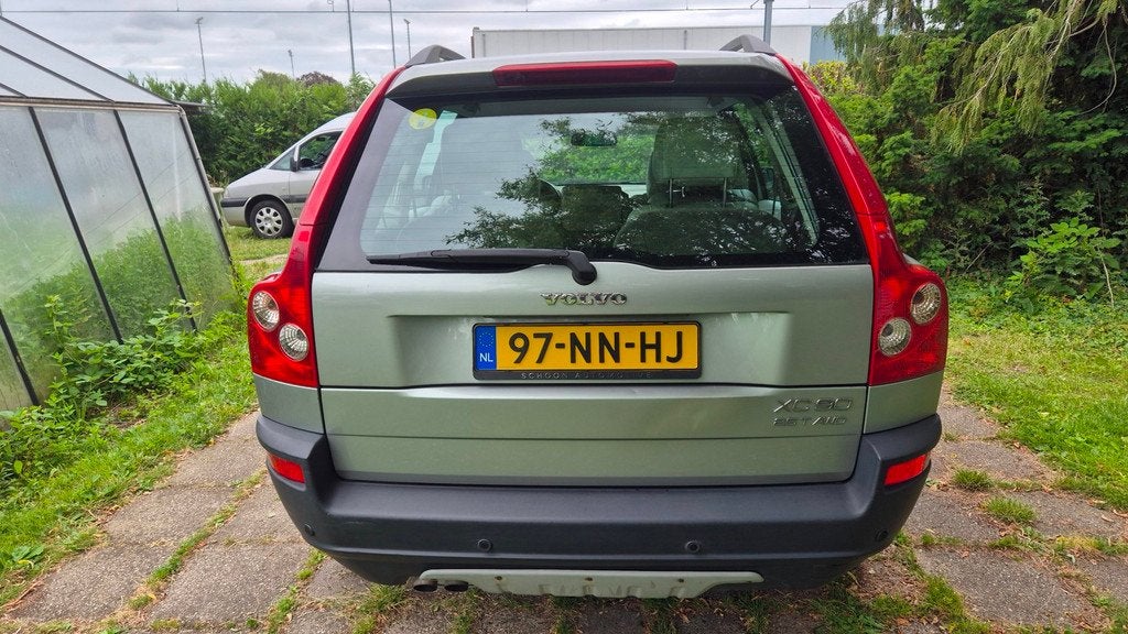 Volvo XC90 2.5 T EXCLUSIVE AWD 7 PERSOONS RIEM VERV. 2023, Auto's, Volvo, Gebruikt, 7 stoelen, 2521 cc, Bedrijf