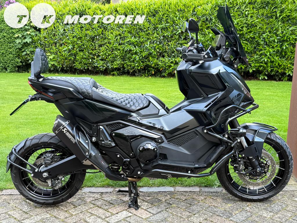 ⭐️ 2025 CUSTOM Honda XADV 750 AMG MATT BLACK SPECIAL CARPLAY, 750 cc, Occasion, Traction Control, Motorrijbewijs A