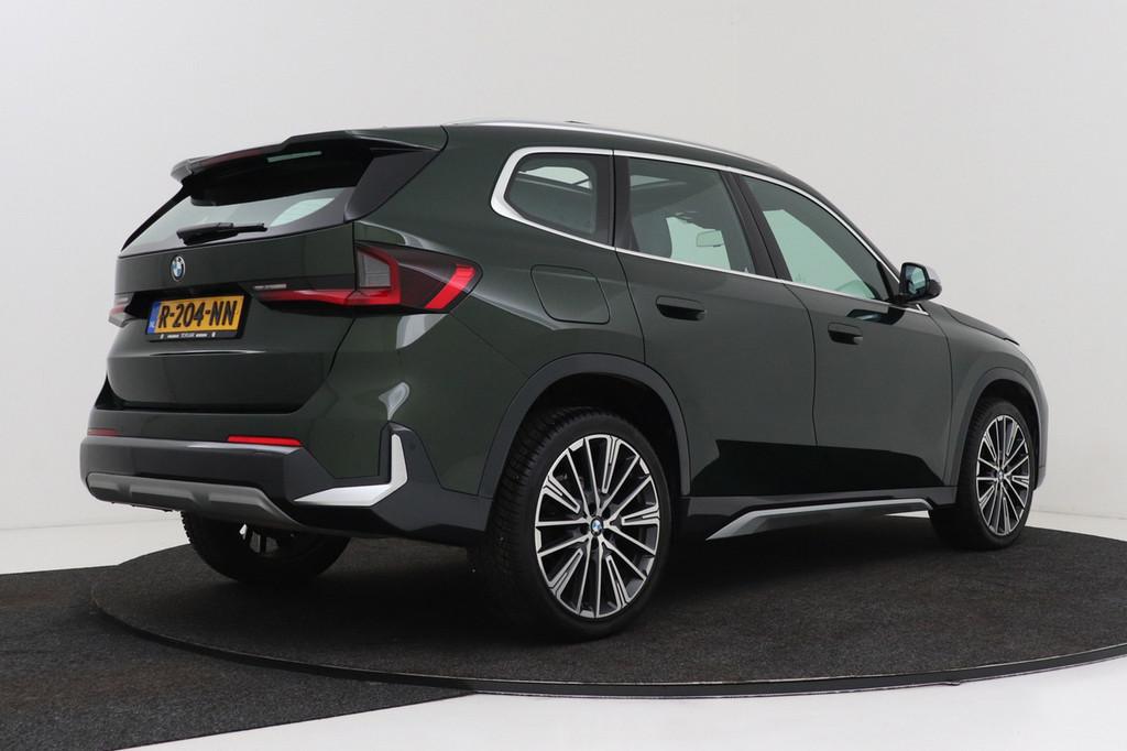 BMW X1 SDrive18i X-line | Panoramadak | 360-camera | Leer |, Adaptive Cruise Control, 136 pk, Gebruikt, Bedrijf