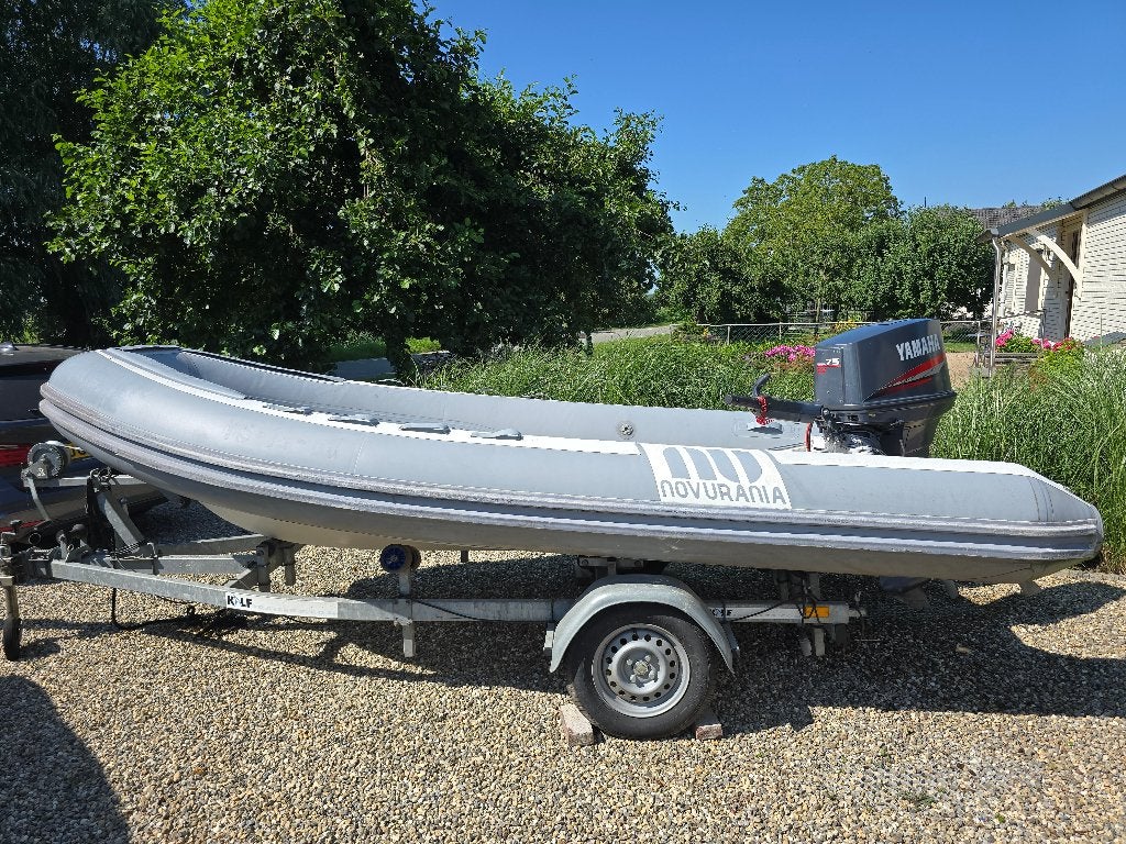 Novurania MX430 met Yamaha 75 handgestuurd, Watersport en Boten, Gebruikt, Brandstoftank, Yamaha, 75 pk