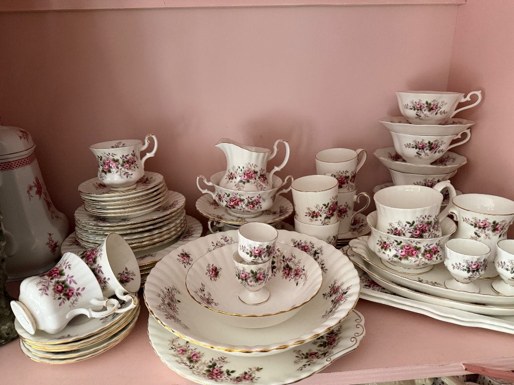 Royal Albert Servies ‘Lavender Rose’, Ophalen of Verzenden