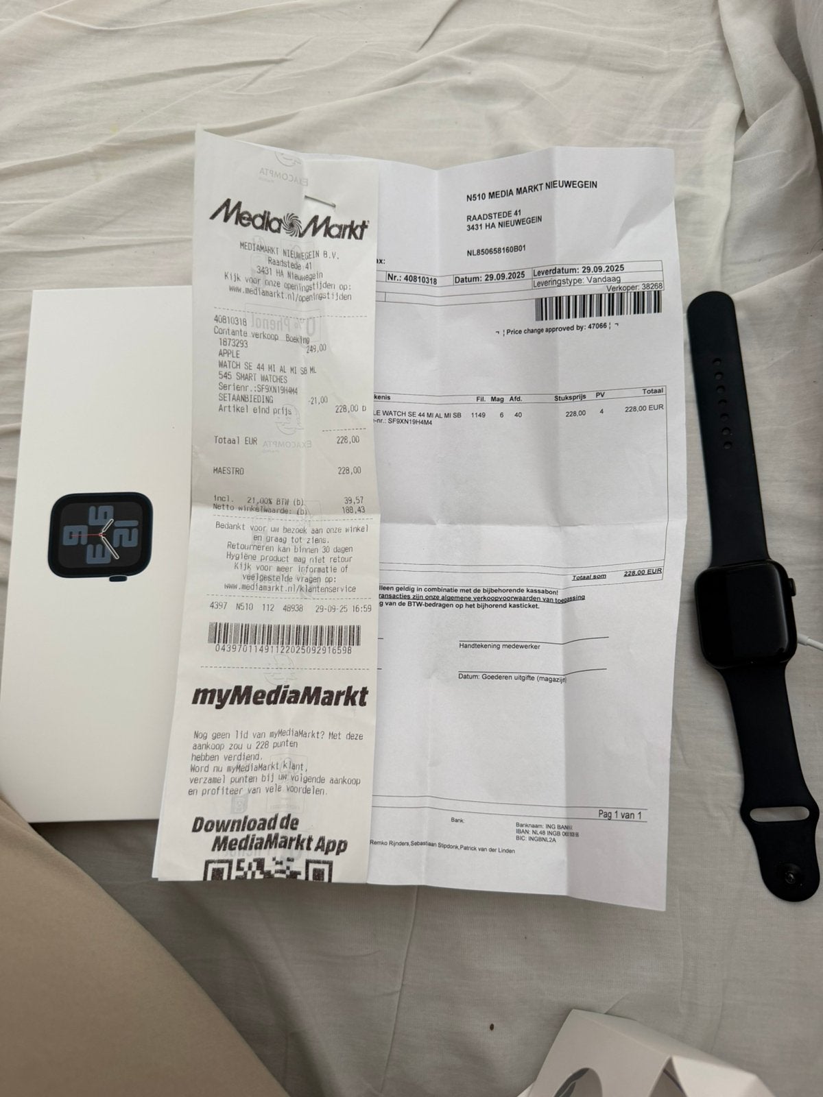 Apple watch se 44 mm, Ophalen, Zwart, IOS, Zo goed als nieuw