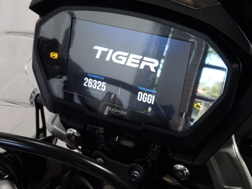 Triumph Tiger 800 XRT, Motoren, Motoren | Triumph, Bedrijf, Handvatverwarming, Meer dan 35 kW, 800 cc