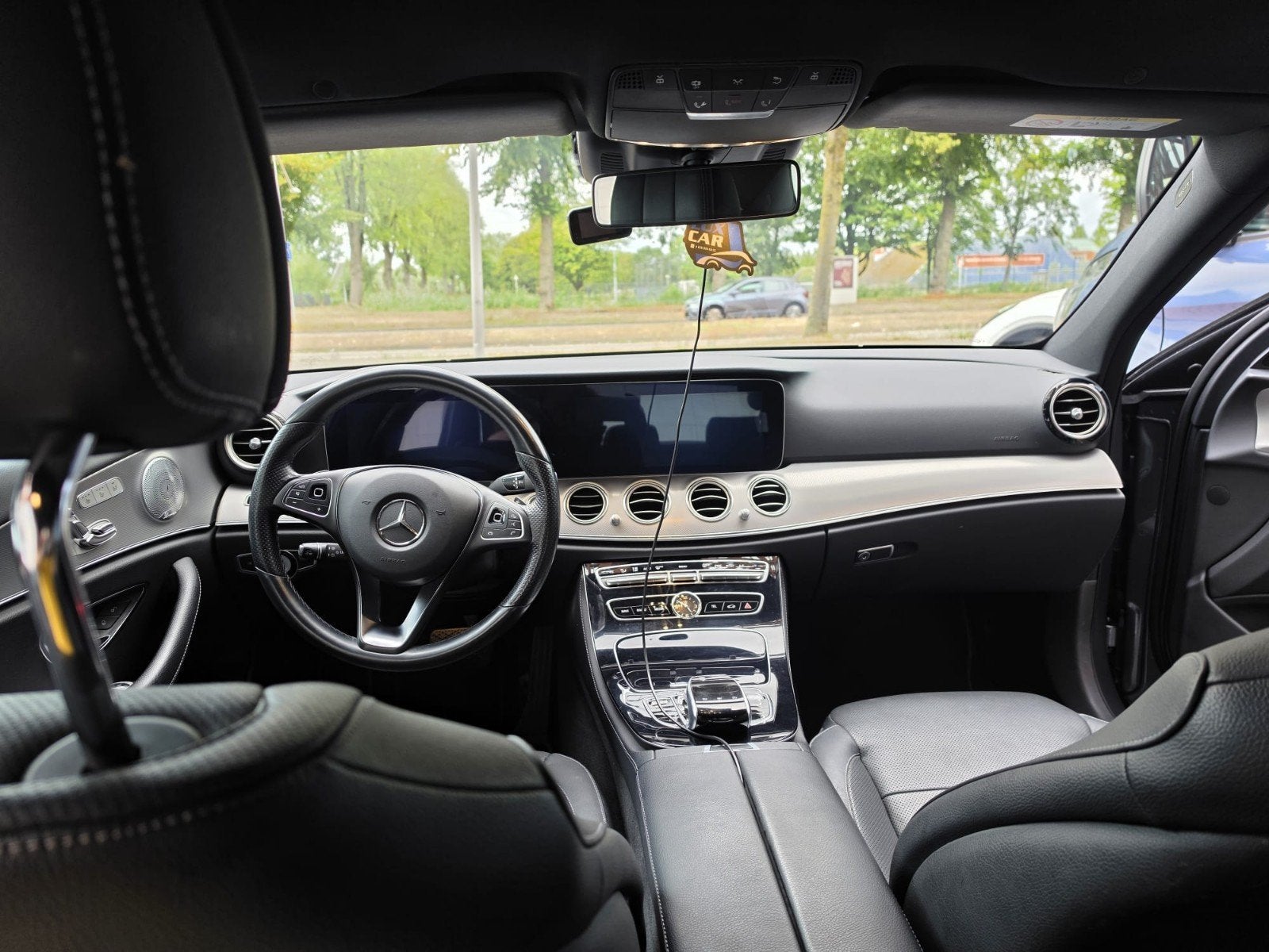 Mercedes-Benz E 400 4MATIC | 333 PK | 4MATIC | Pano | Burmes, Auto's, Leder, Parkeerassistent, Vierwielaandrijving, Particulier