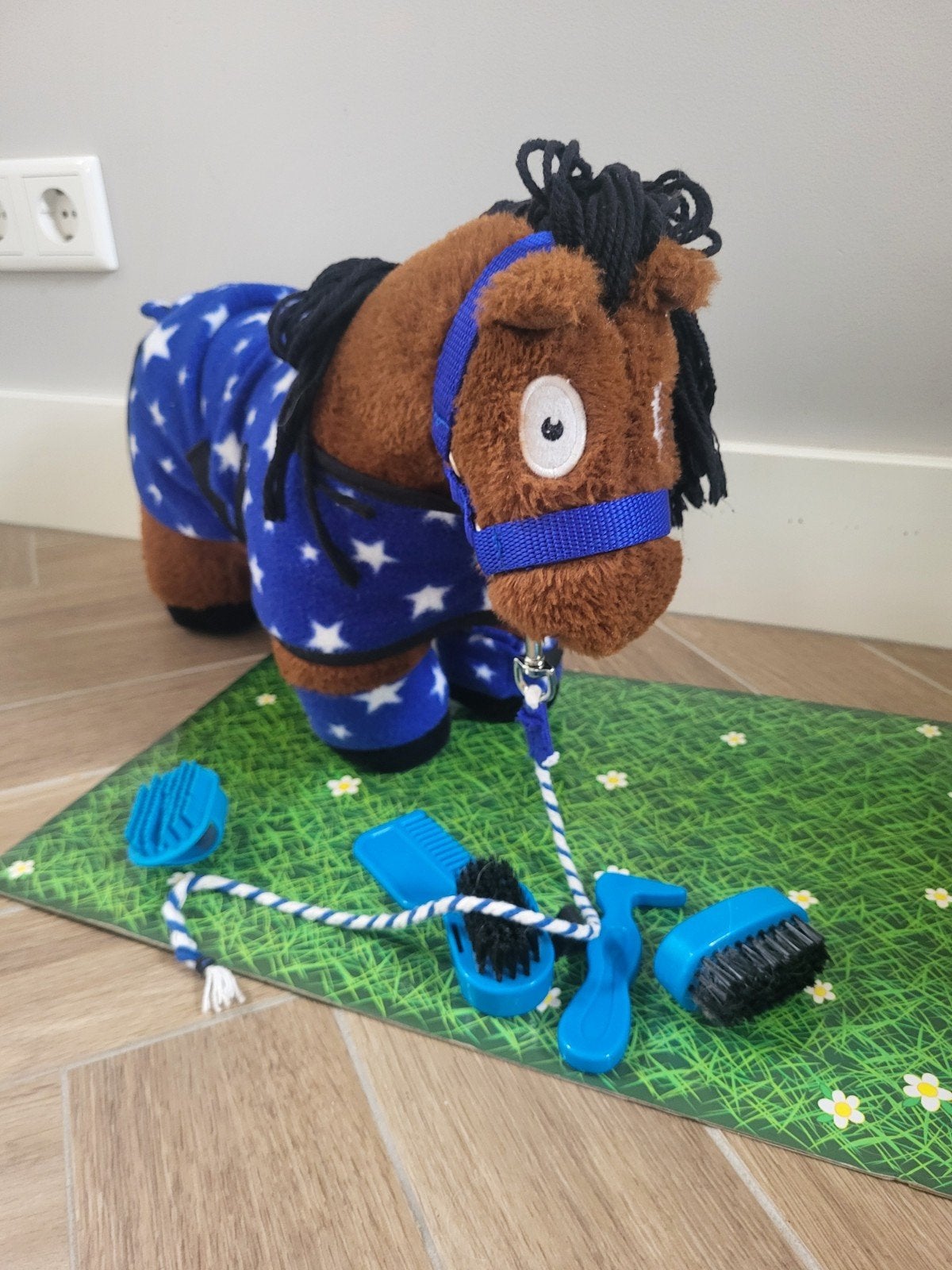 Craftypony met deken, halster en verzorgingsset, Paard, Ophalen of Verzenden, Zo goed als nieuw, Middelgroot (20 tot 80 cm)