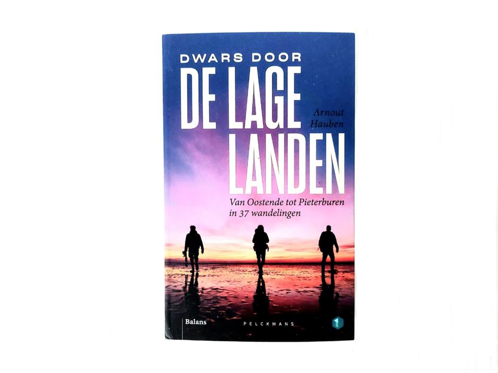 Nieuw - Arnout Hauben - Dwars door de Lage Landen, Boeken, Ophalen of Verzenden, Nieuw, Arnout Hauben, Benelux
