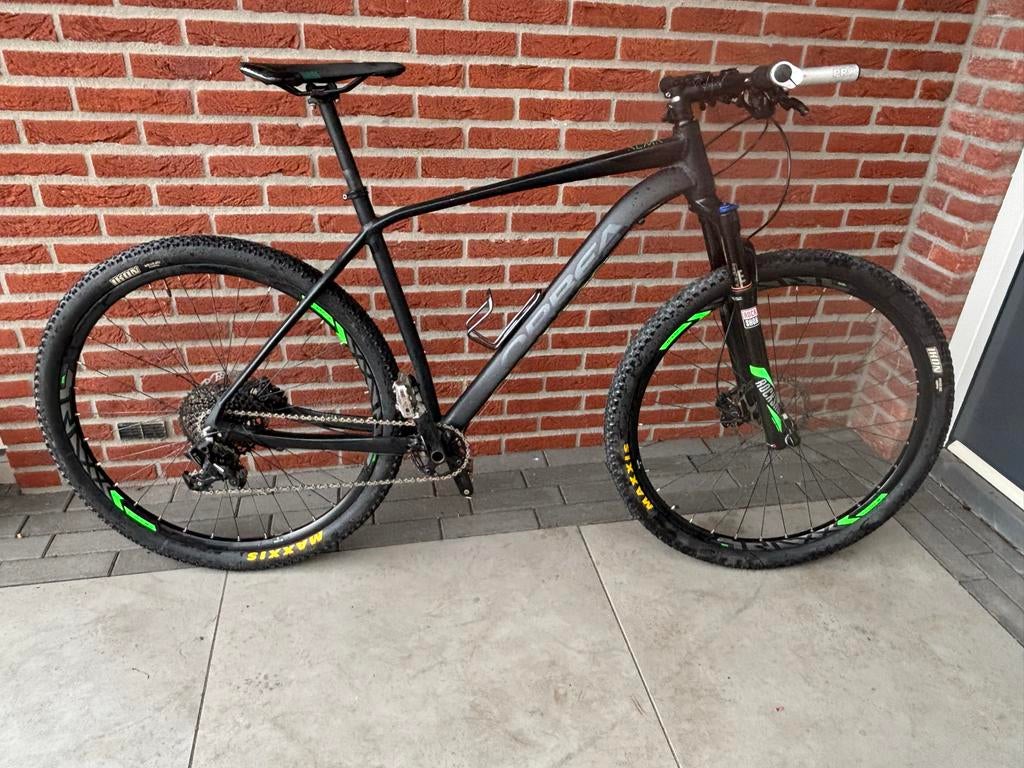 Orbea Alma Mountainbike met schijfremmen en RockShox vering, 57 cm of meer, Hardtail, Heren, Zo goed als nieuw
