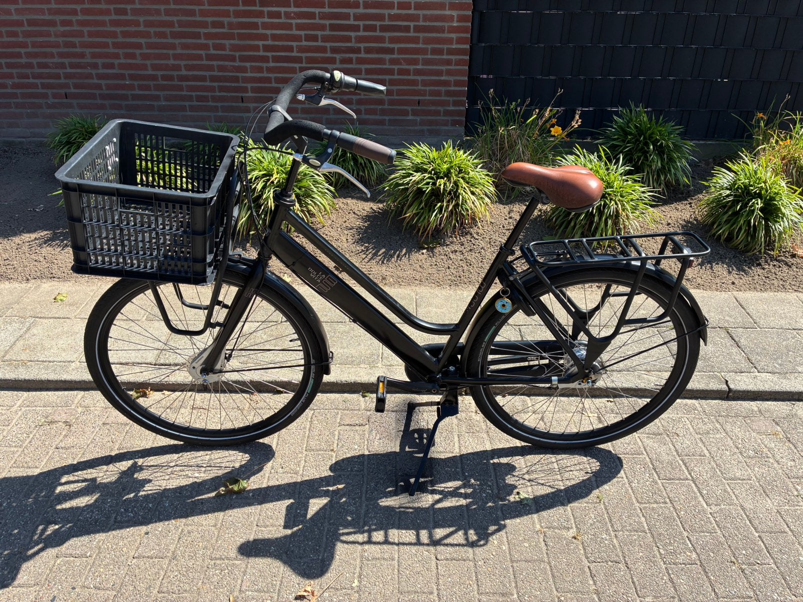 2 x zwarte BSP fiets (heren + dames), Versnellingen, 56 cm of meer, Zo goed als nieuw, Ophalen