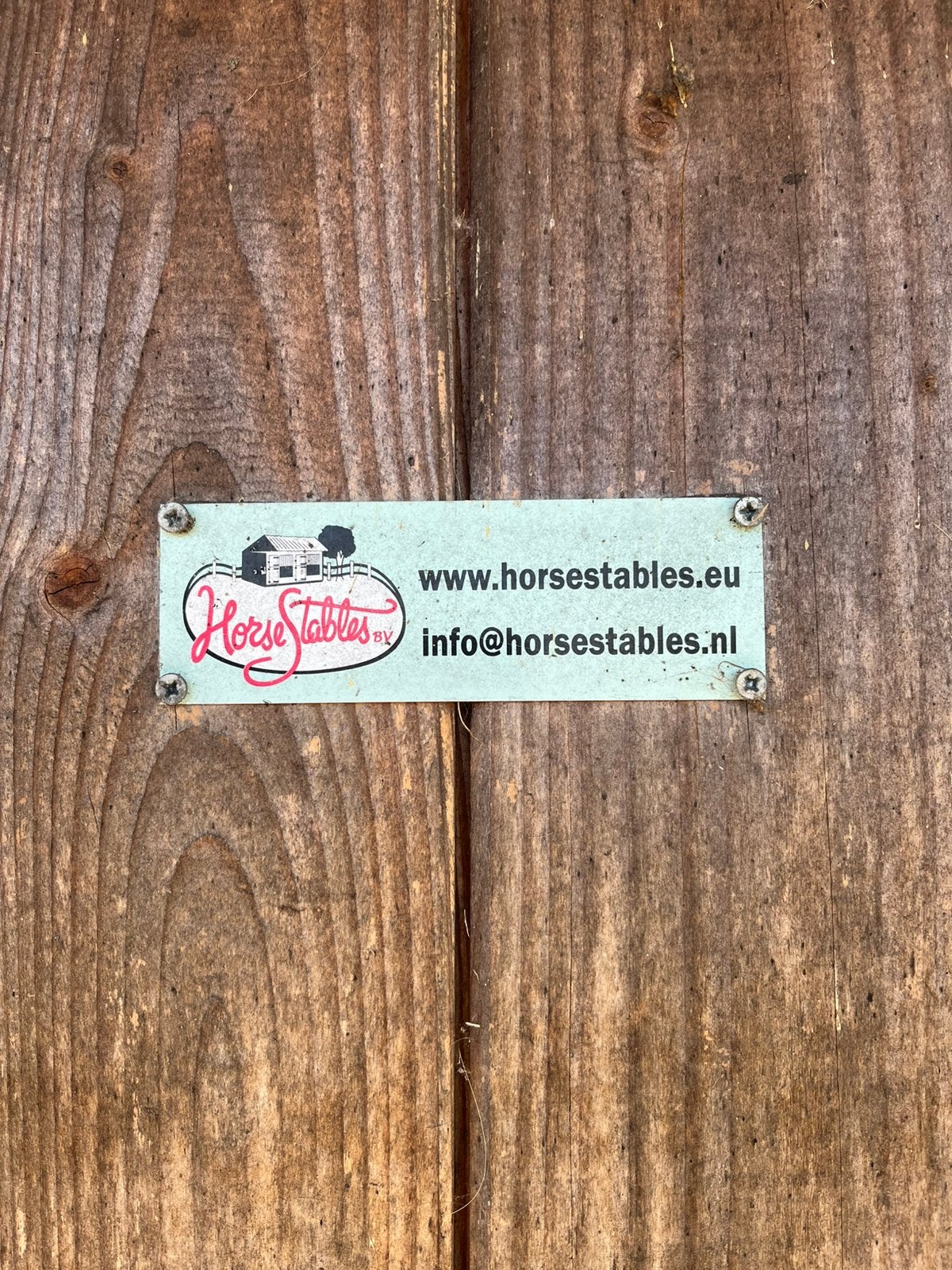 Paardenstal horsestables demontabel, Dieren en Toebehoren, Stalling, 2 of 3 paarden of pony's