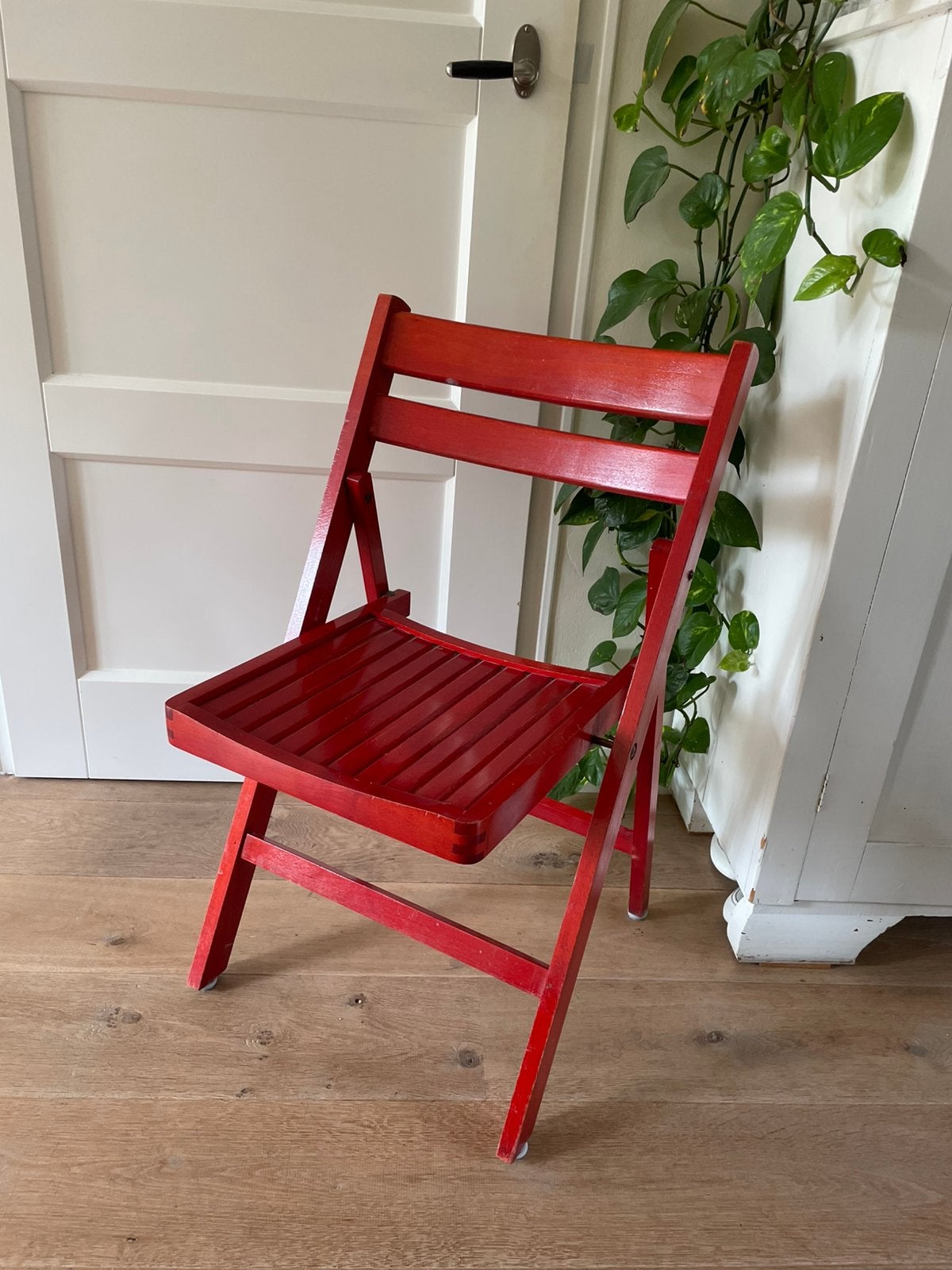 Rode vintage klapstoelen, Ophalen, Huis en Inrichting
