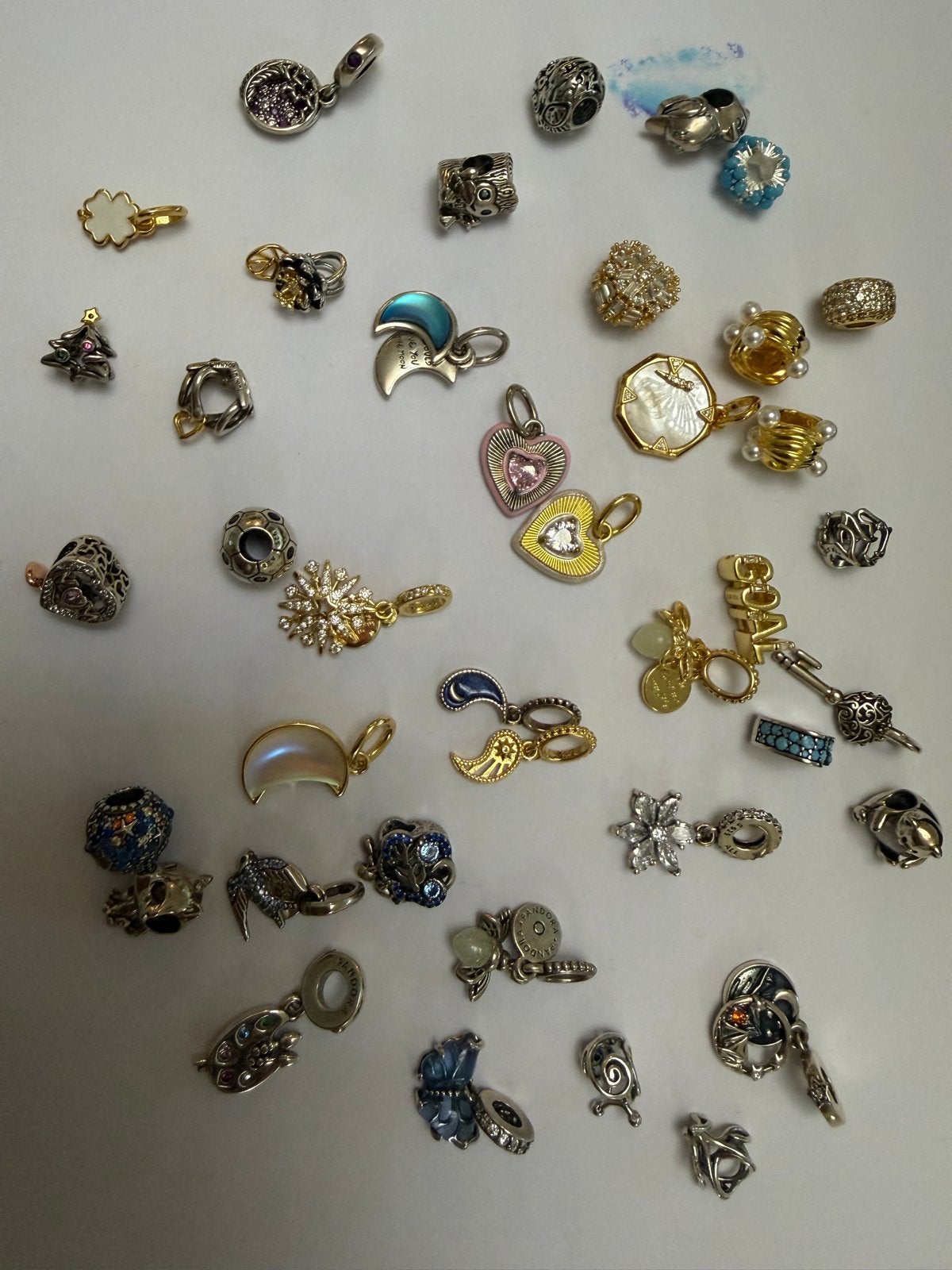 Diverse Pandora bedels - Los te koop, Gebruikt, Pandora, Ophalen of Verzenden, 4 bedels of meer