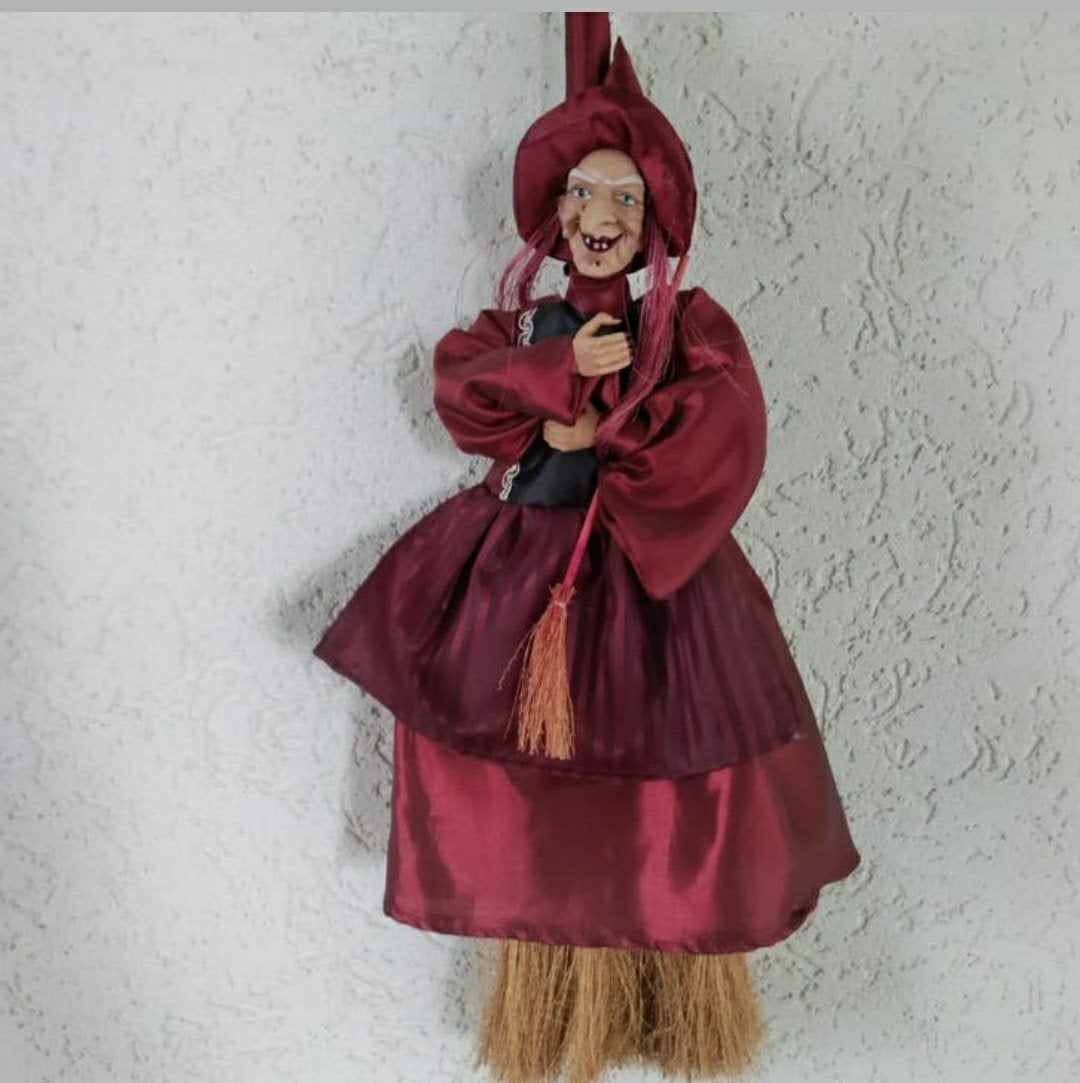 Heks,Bezem,Witch,decoratie,Jurk,vrouw,herfst,rood,Satijn,pop, Rood, Textiel, Decoratieobject, Ophalen of Verzenden