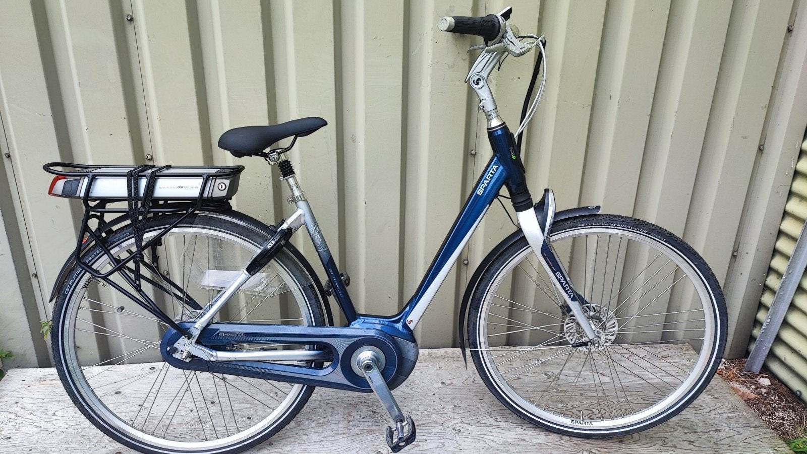 te koop goede sparta elektrische dames fiets midden motor, Ophalen, Zo goed als nieuw, Sparta, Versnellingen