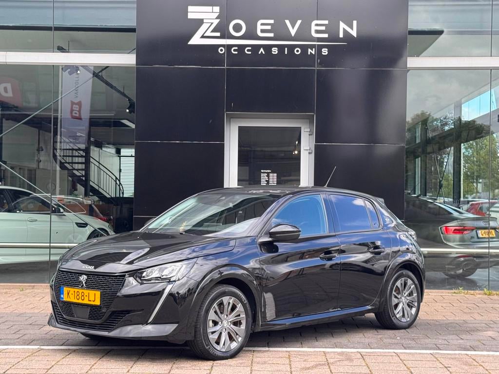 Peugeot E-208 EV Blue Lease Allure 50 kWh, Auto's, Peugeot, 136 pk, Gebruikt, Zwart, Origineel Nederlands