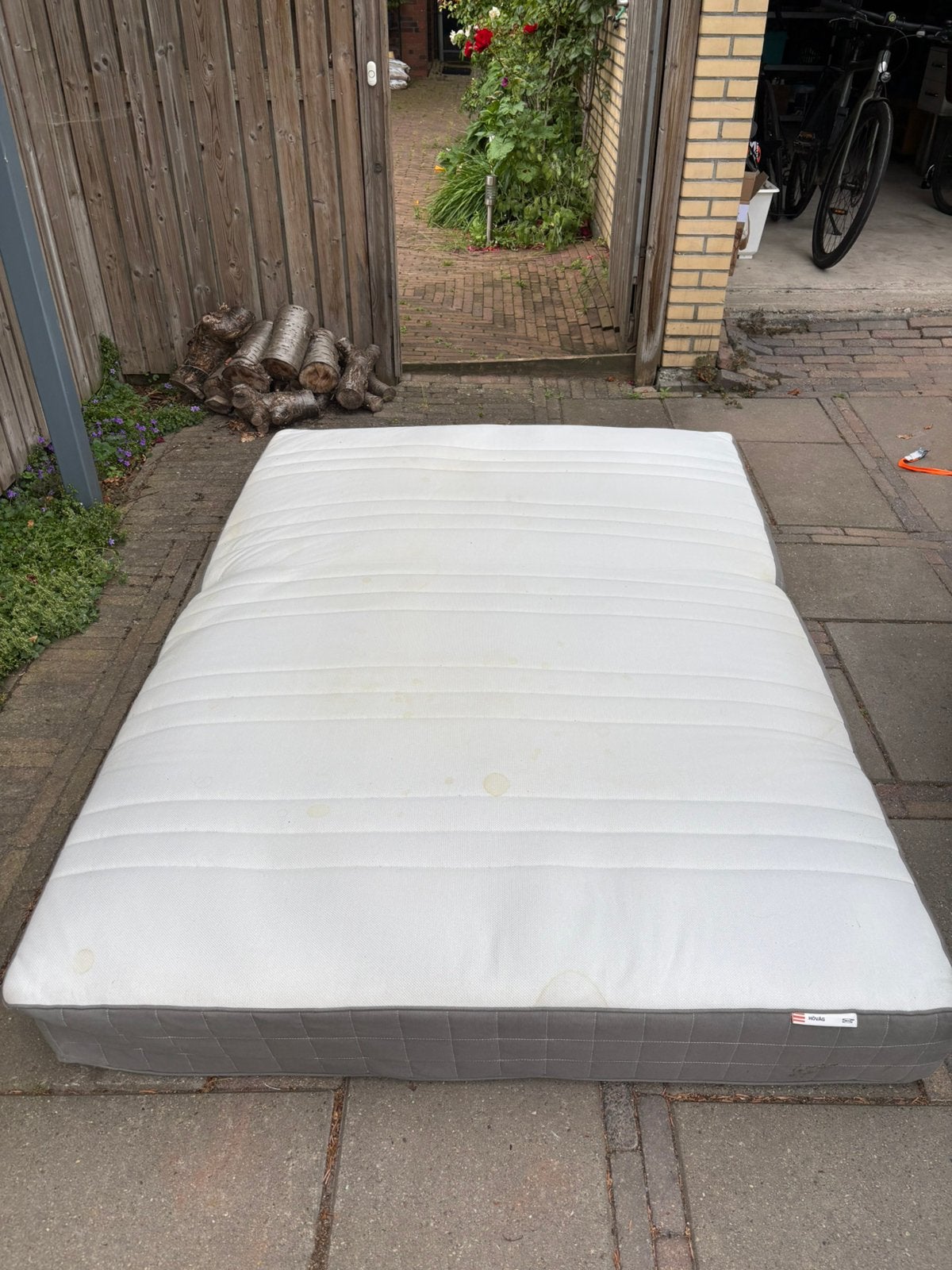 IKEA Hövåg matras 140x200 cm, Huis en Inrichting, Slaapkamer | Matrassen en Bedbodems, Ophalen, Gebruikt, Tweepersoons, 140 cm