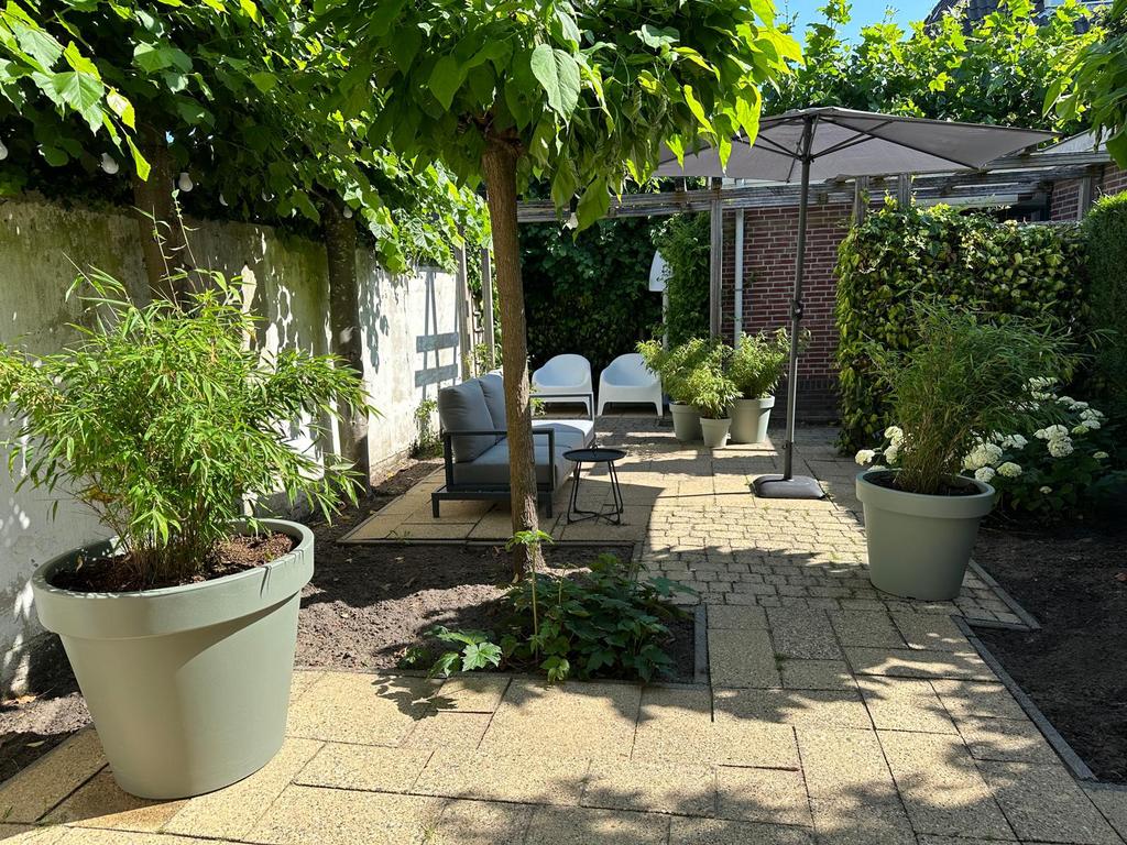 + € 200 bonus om siertegels GRATIS weg te halen (ca. 40 m2), Tuin en Terras, Tegels en Klinkers, Ophalen, Zo goed als nieuw, 10 m² of meer
