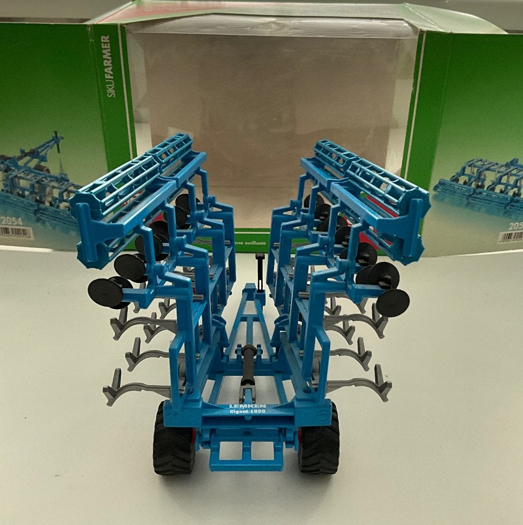 Lemken cultivator, Hobby en Vrije tijd, Modelauto's | 1:32, Ophalen of Verzenden, Zo goed als nieuw, Tractor of Landbouw, SIKU