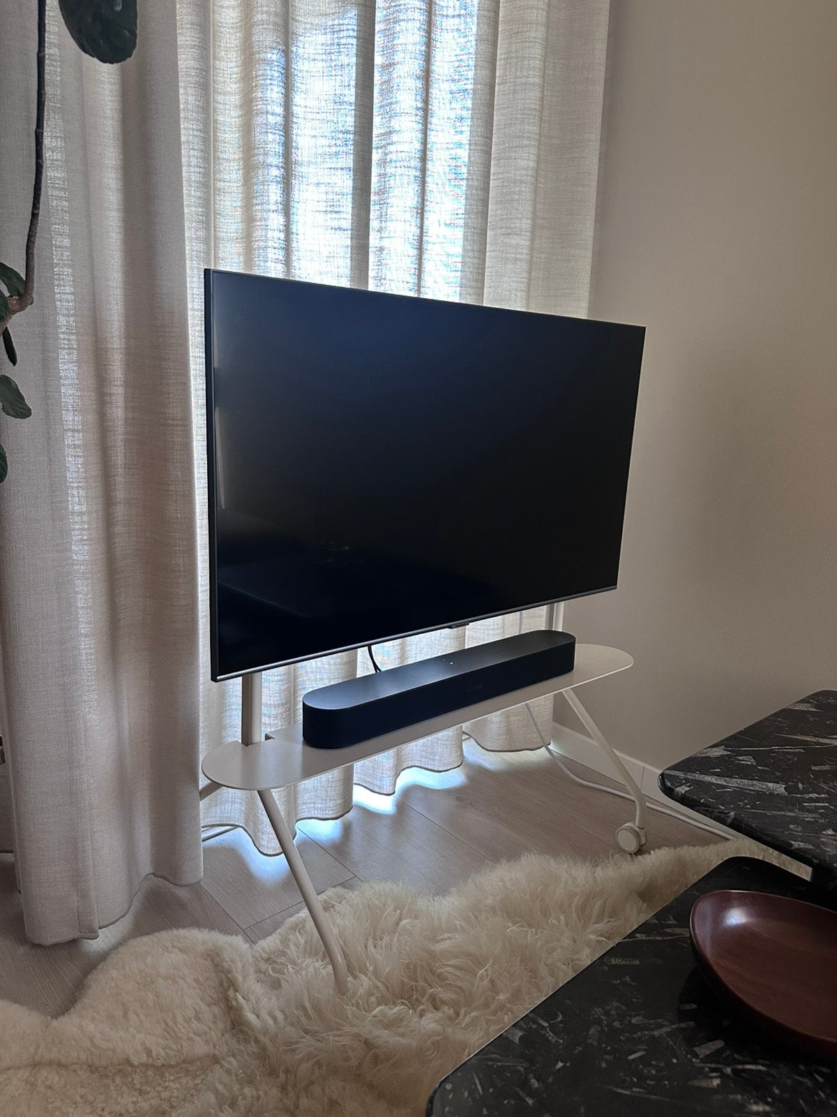 Pedestal moon rollin’ tv standaard met wielen, Ophalen, Zo goed als nieuw