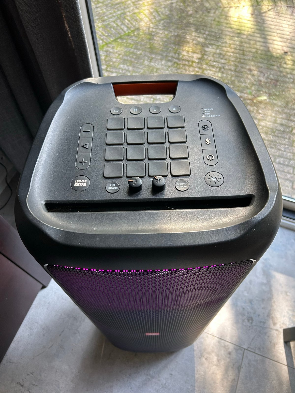 Foto 4 van JBL Partybox 1000 - Krachtige Party Speaker