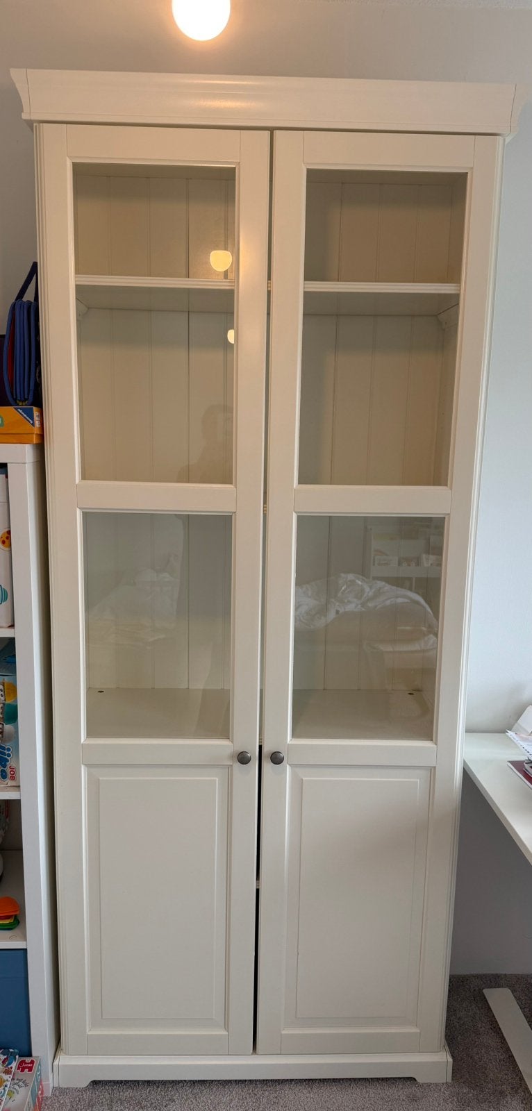 Witte vitrinekast / boekenkast met glazen deuren, Ophalen, Gebruikt, 50 tot 100 cm, 150 tot 200 cm