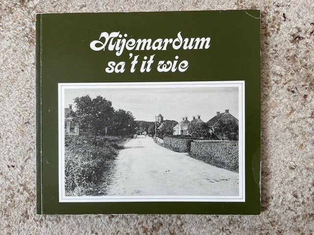Nijemardum sa "t it wie, Ophalen of Verzenden, Zo goed als nieuw, Doarpsbelang Nijemardum
