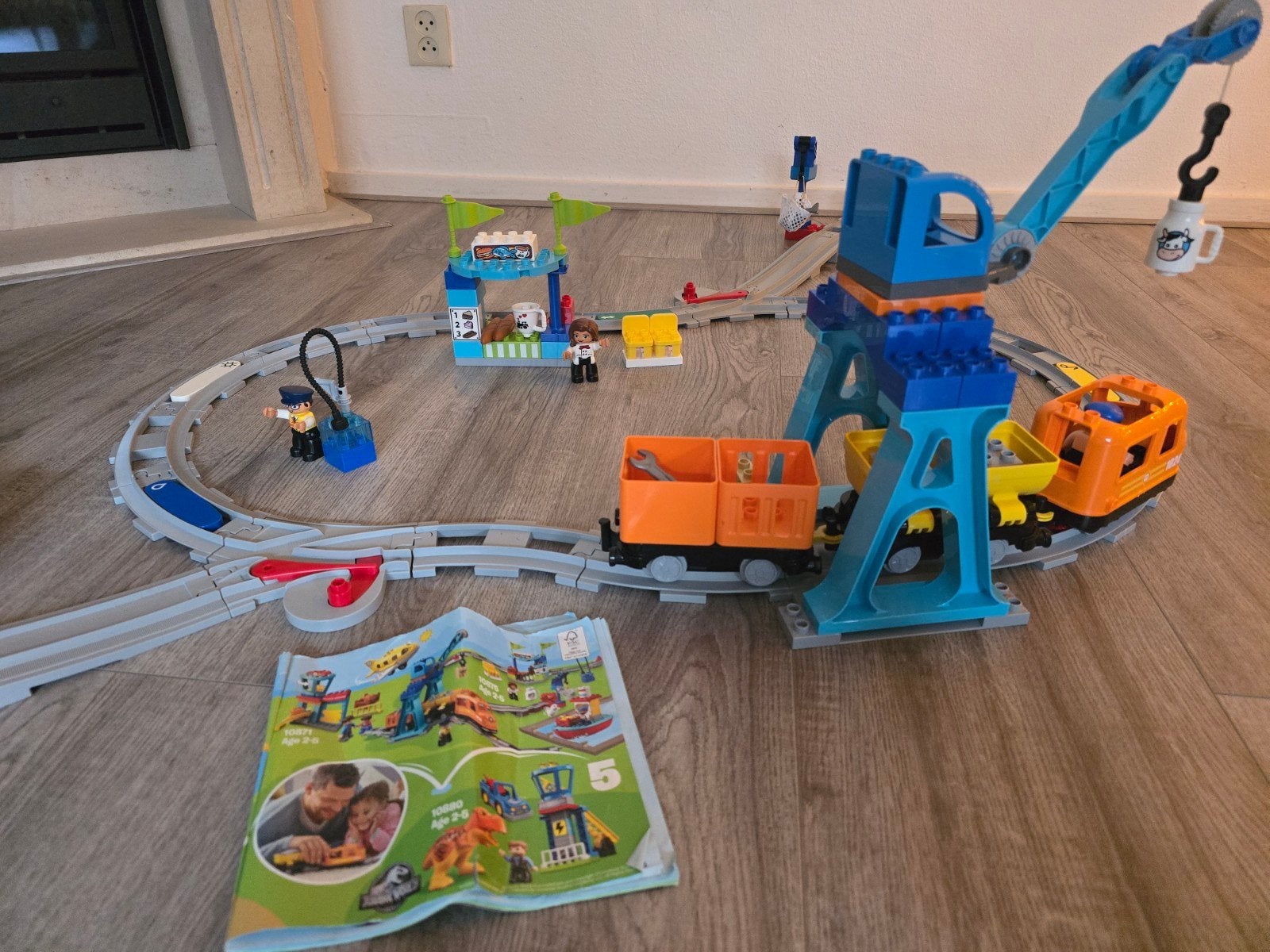 Duplo trein + extra rails + opbergbox en toebehoren, Ophalen of Verzenden, Zo goed als nieuw