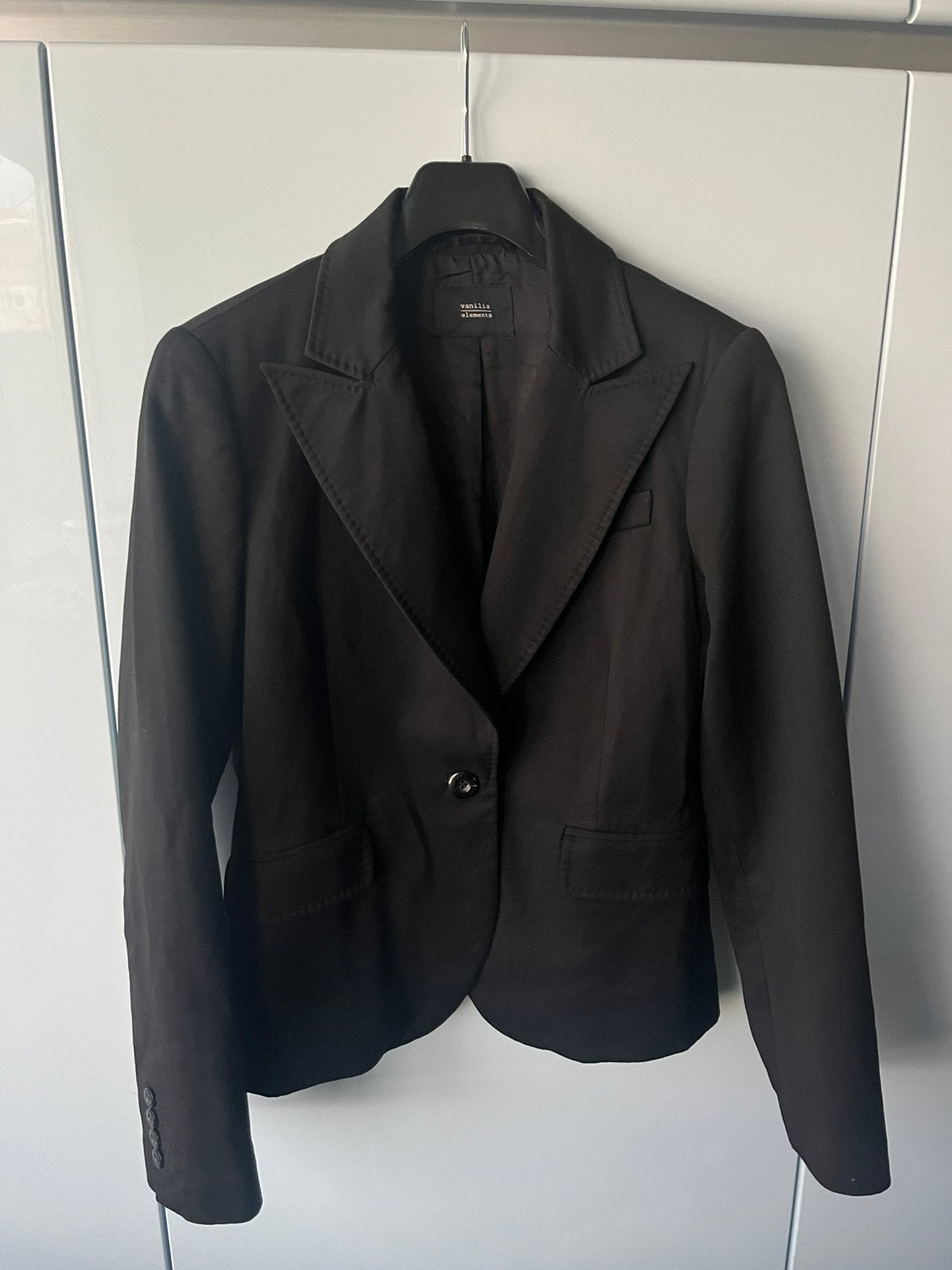 Vanilia colbert blazer 2 splitten achterkant zwart maat 40., Kleding | Dames, Ophalen of Verzenden, Zo goed als nieuw, Maat 38/40 (M)