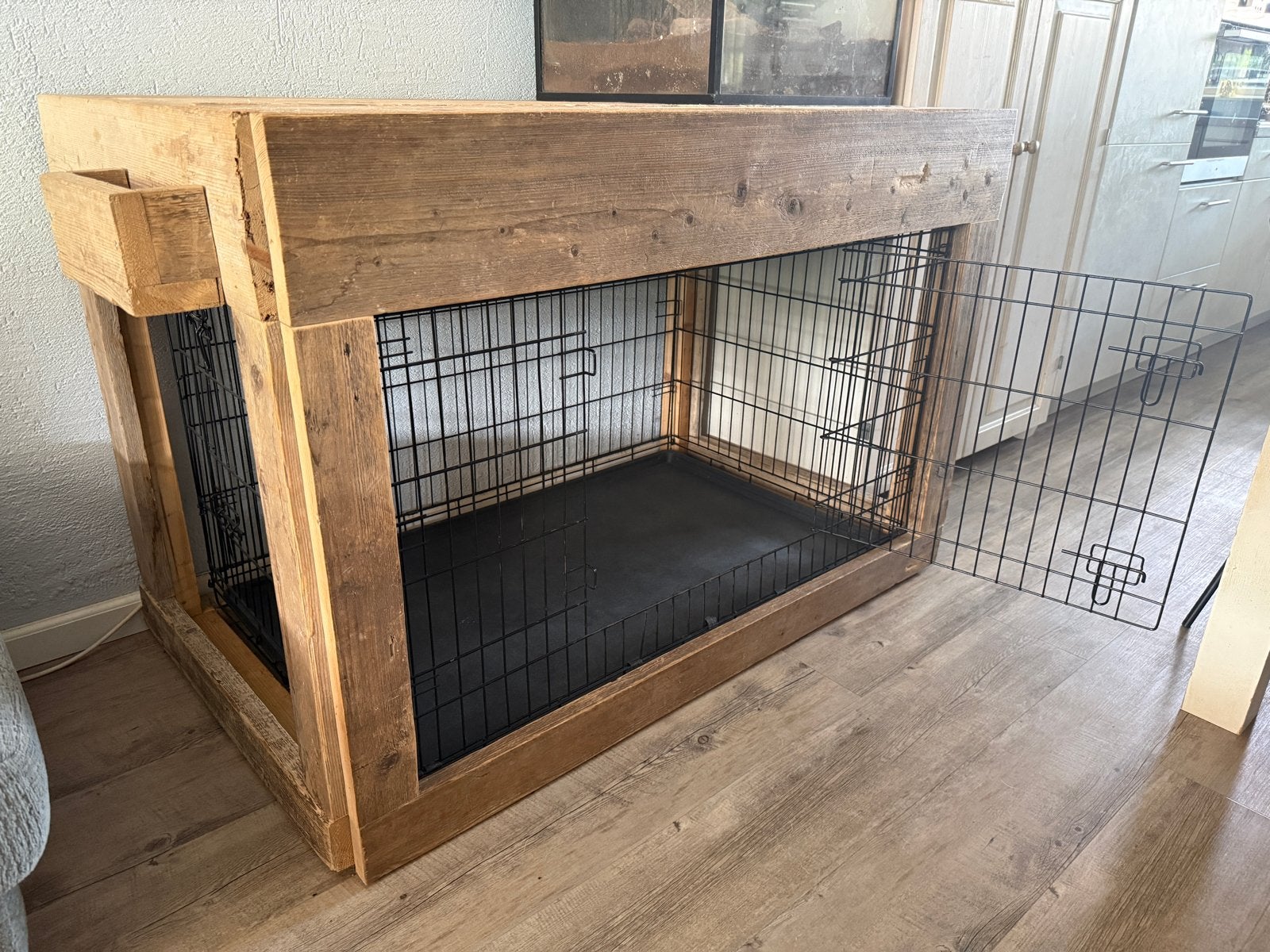 Steigerhouten hondenbench, Ophalen, Gebruikt