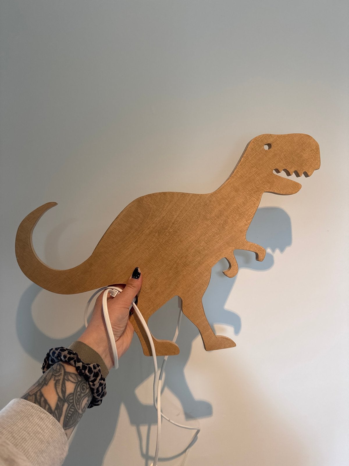 Toddie Dino Lamp - Stoere Houten Dinosaurus Nachtlamp, Overige merken, Bruin, Ophalen of Verzenden, Zo goed als nieuw