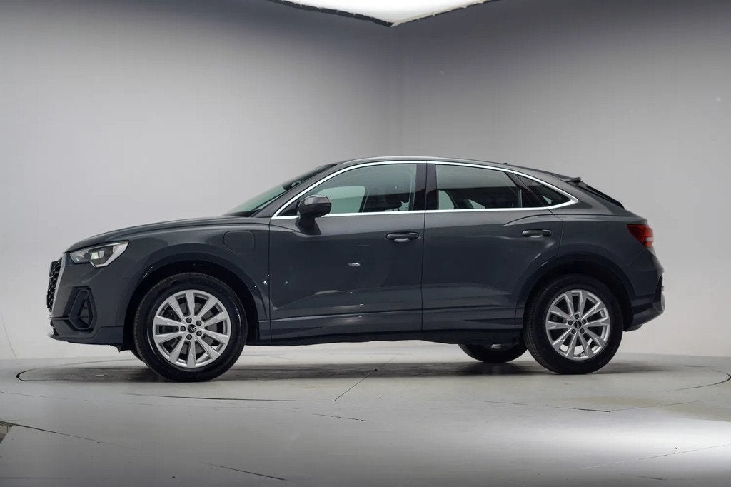 Audi Q3 Sportback 45 TFSI e S Line [ Virtual Leder Trekhaak, Gebruikt, 116 pk, Hybride Elektrisch/Benzine, SUV of Terreinwagen