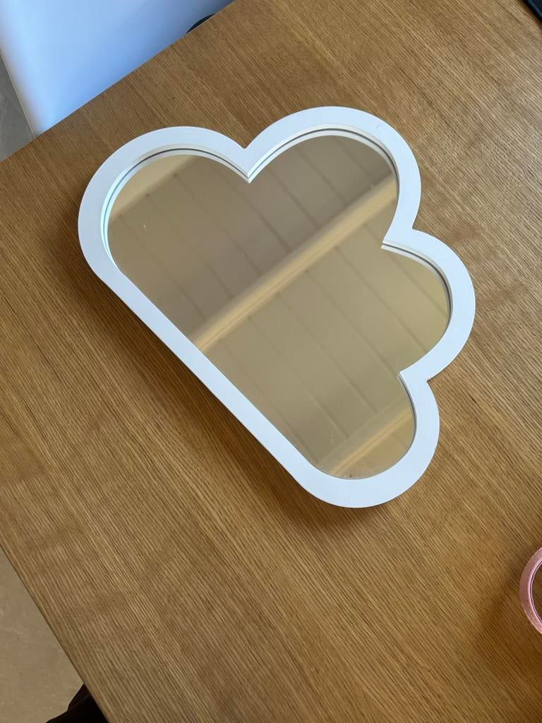Leuke H&M Home wolk spiegel voor kinderkamer, Huis en Inrichting, Woonaccessoires | Spiegels, Minder dan 50 cm, Ophalen of Verzenden